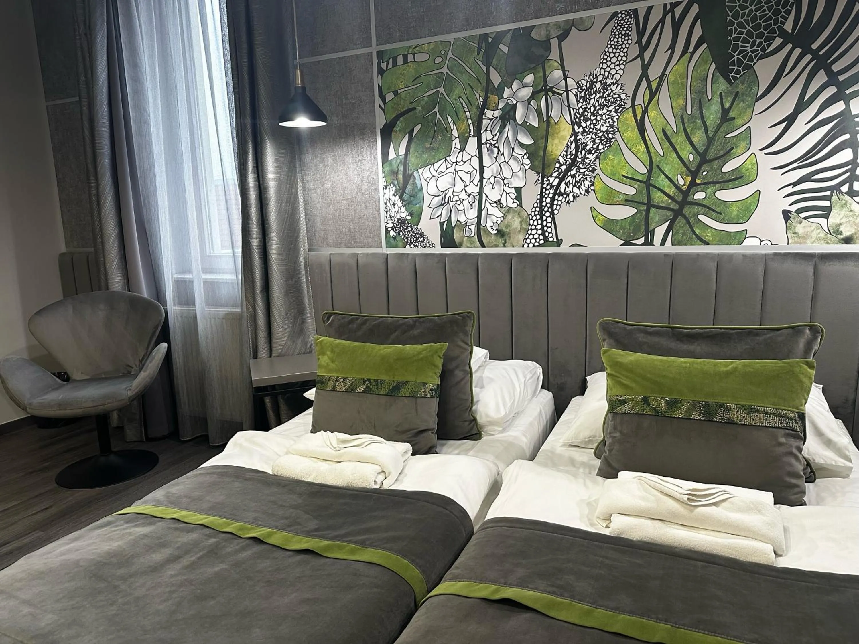 Bedroom, Bed in Hotel Central