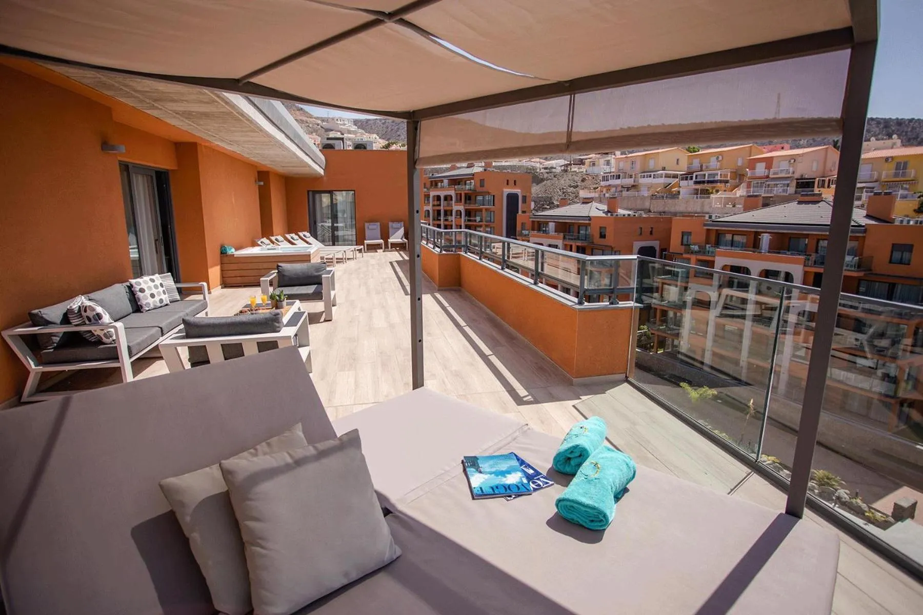 Photo of the whole room in Arguineguín Park By Servatur VV