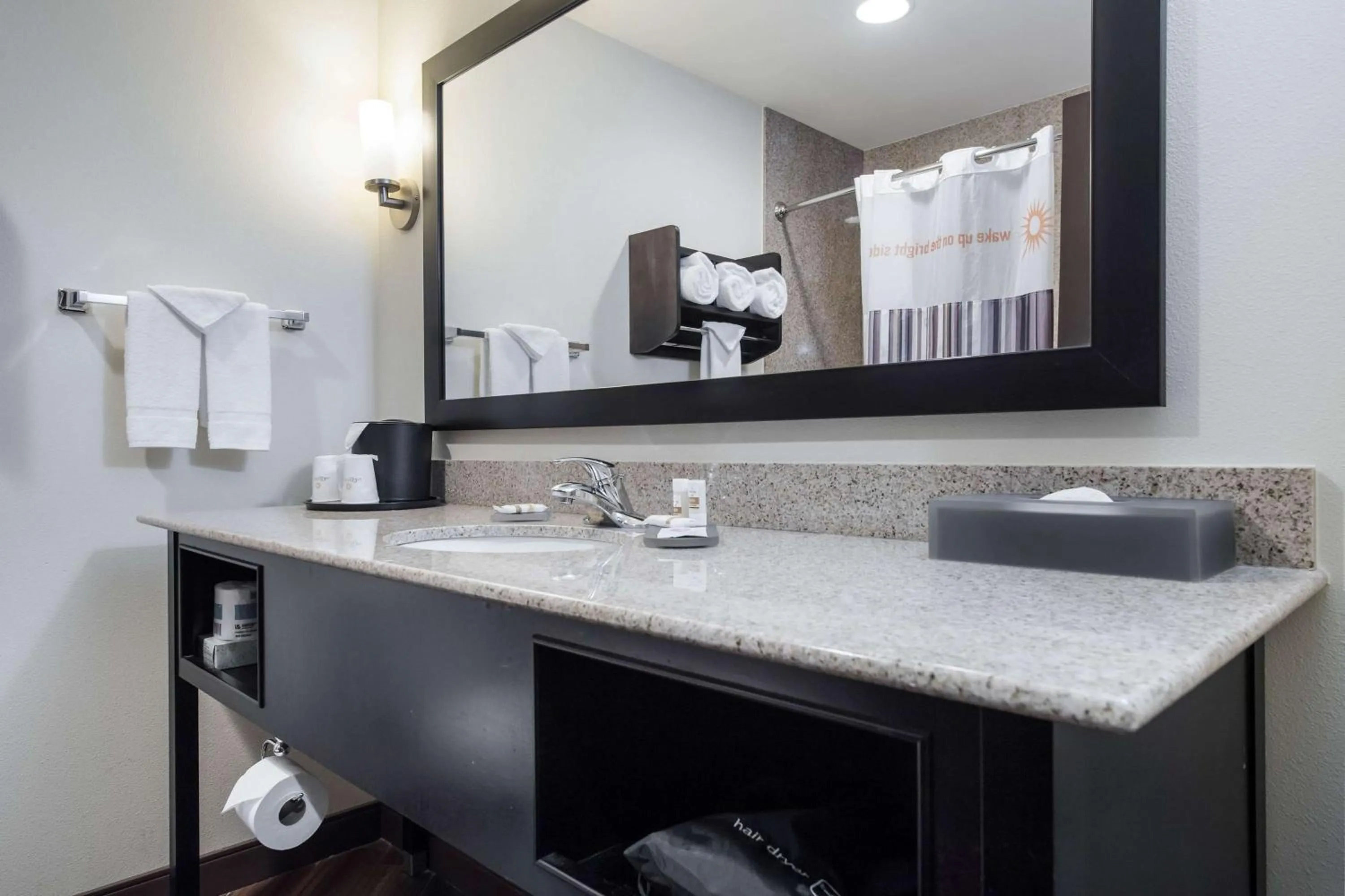 Bathroom in La Quinta by Wyndham Auburn