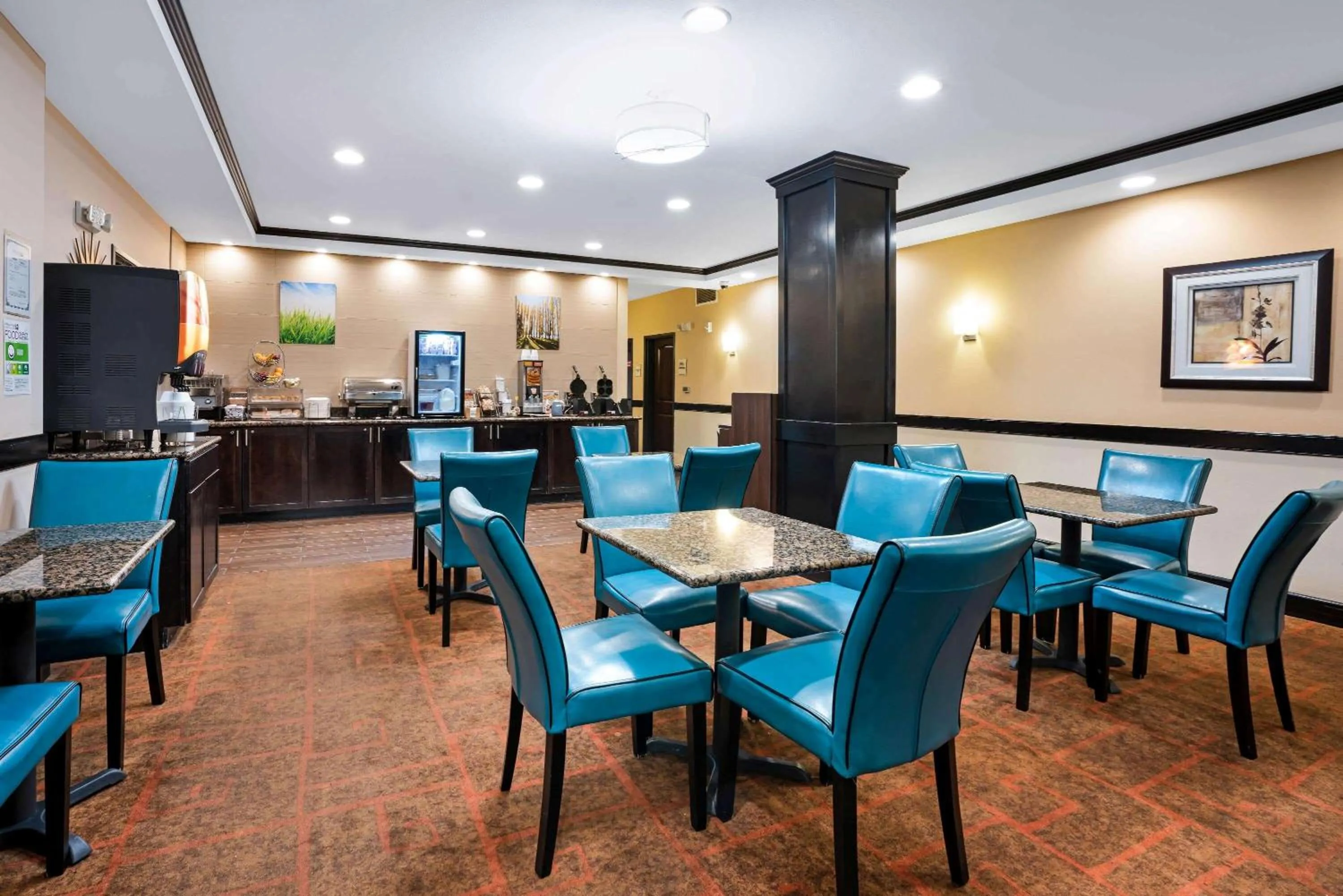 Restaurant/places to eat in La Quinta by Wyndham Auburn