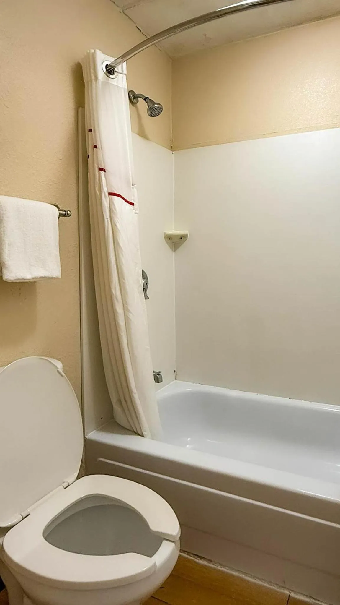 Bathroom in Motel 6 Smyrna, GA