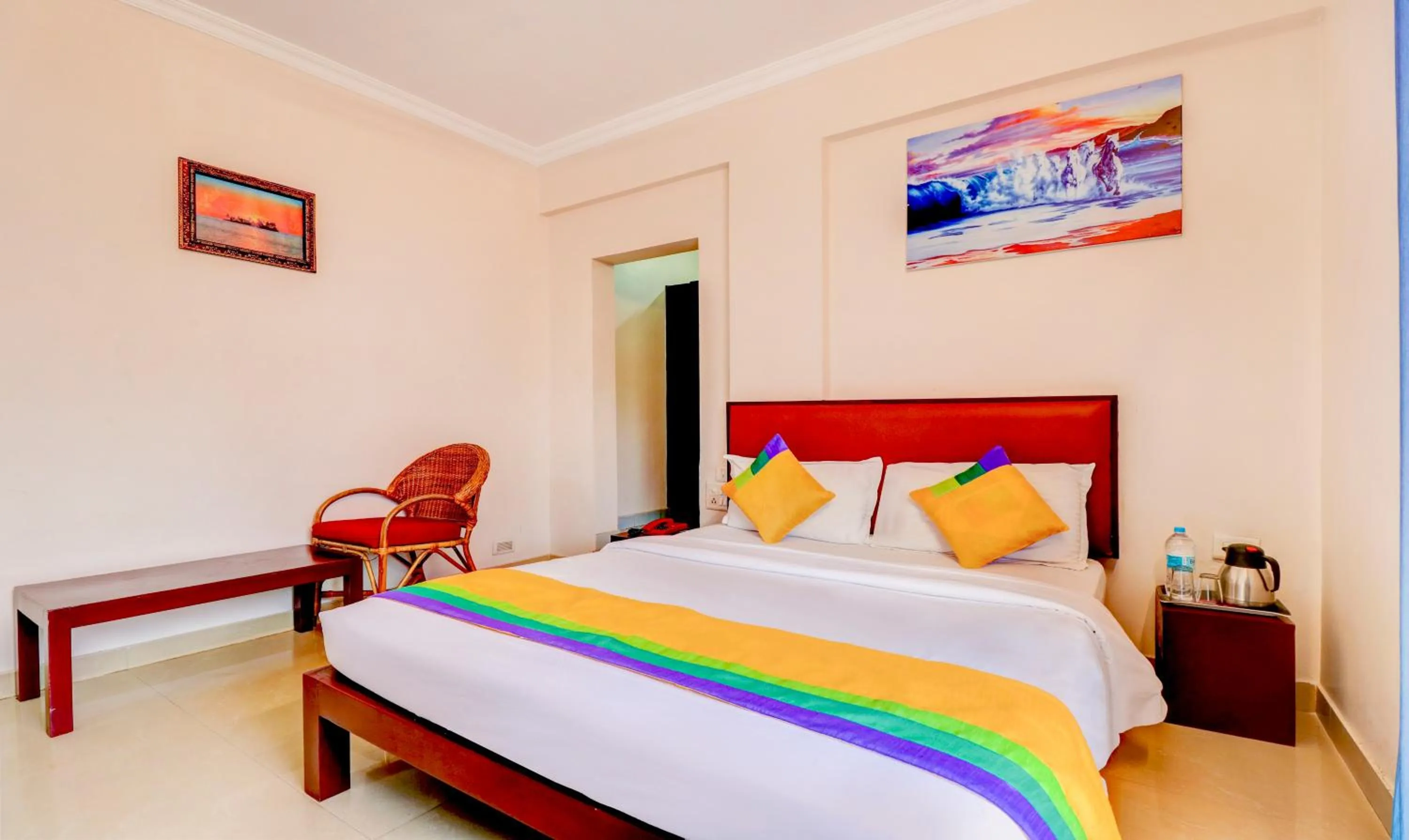 Bedroom, Bed in Itsy Hotels Ammu Regency