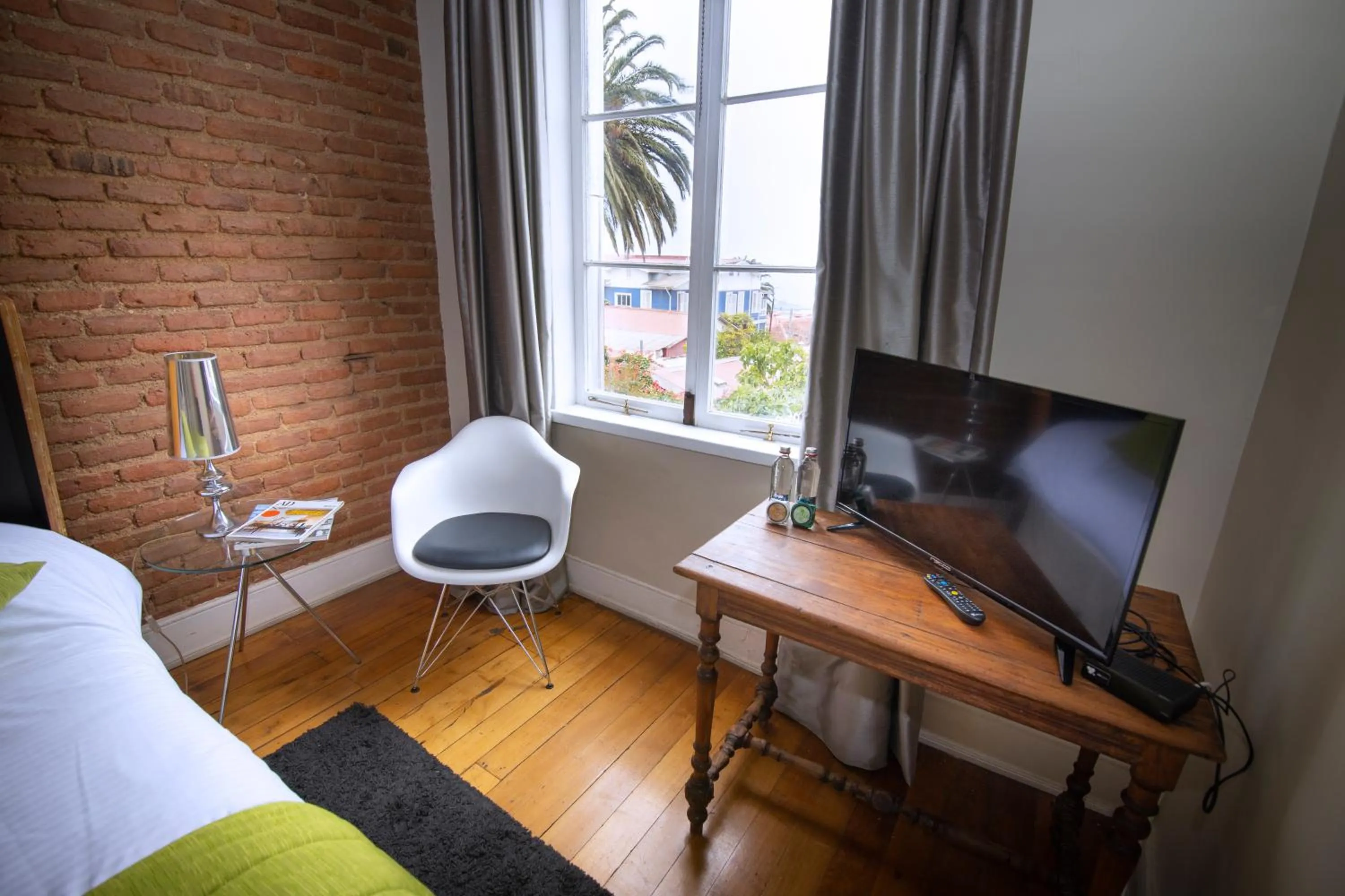 Bedroom, Bed in New Voga Hotel Boutique