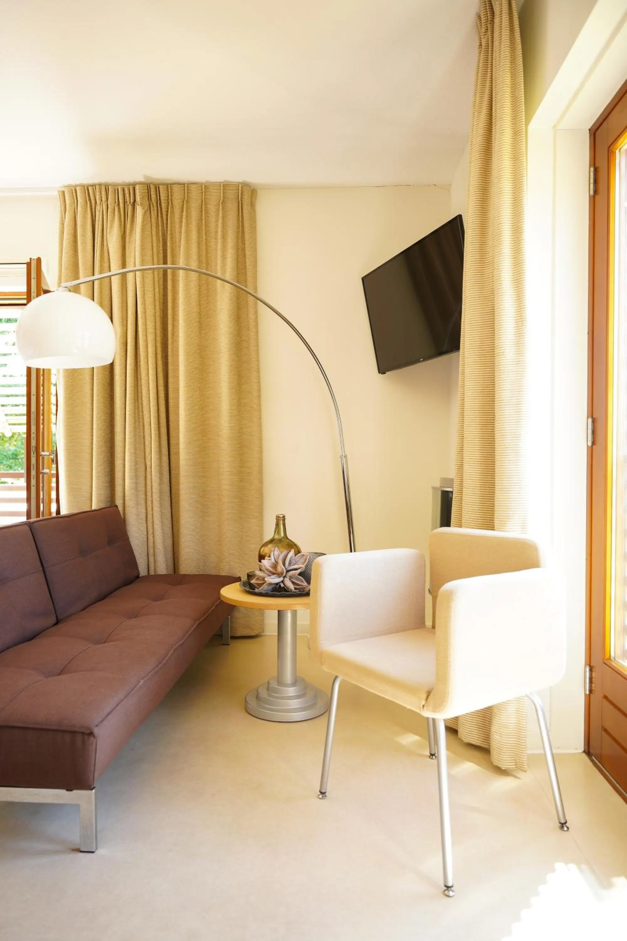 Seating area in Boshotel Overberg