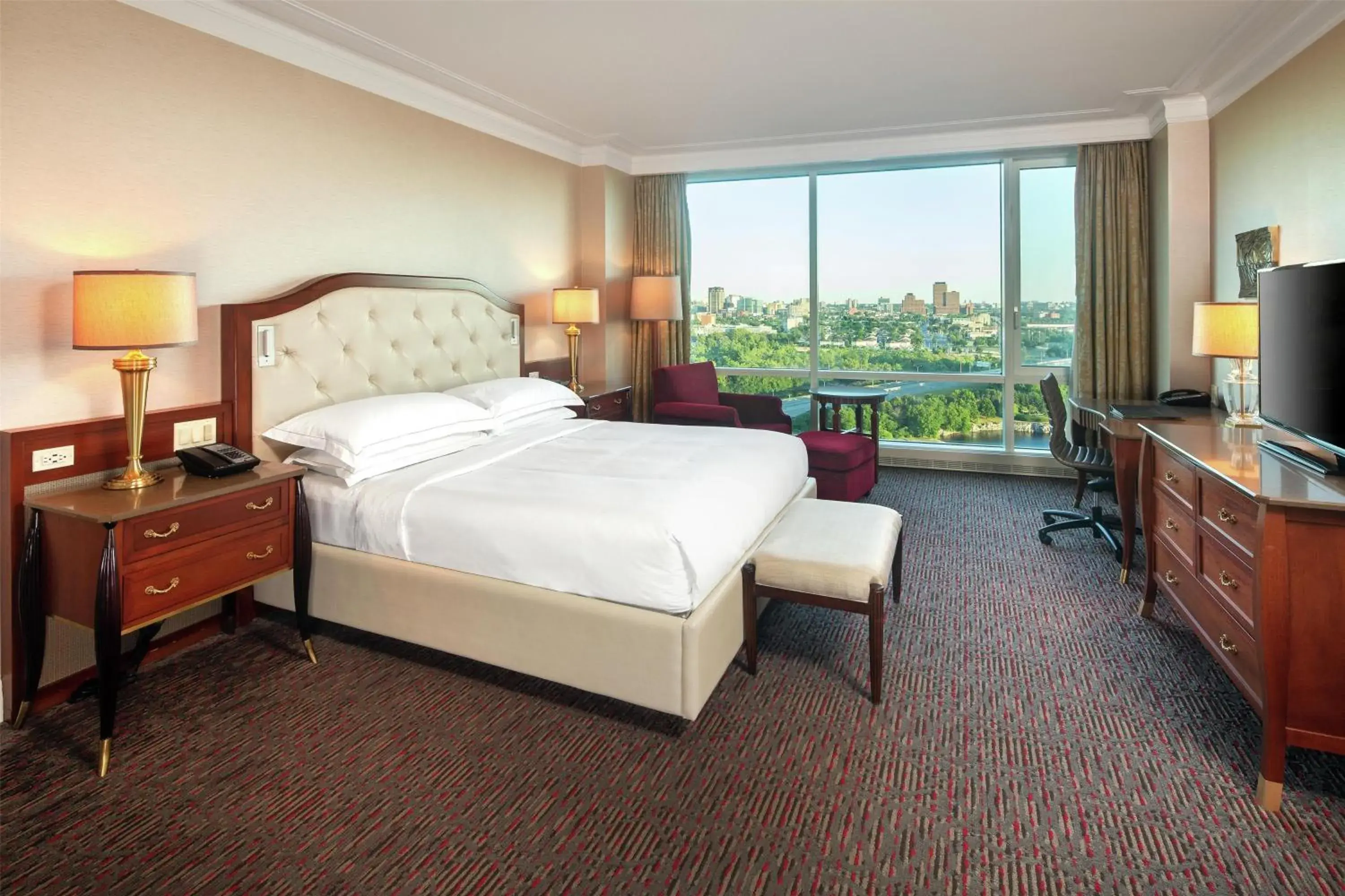 King Room - Disability Access in Hilton Lac-Leamy King Room - Disability Access in Hilton Lac-Leamy