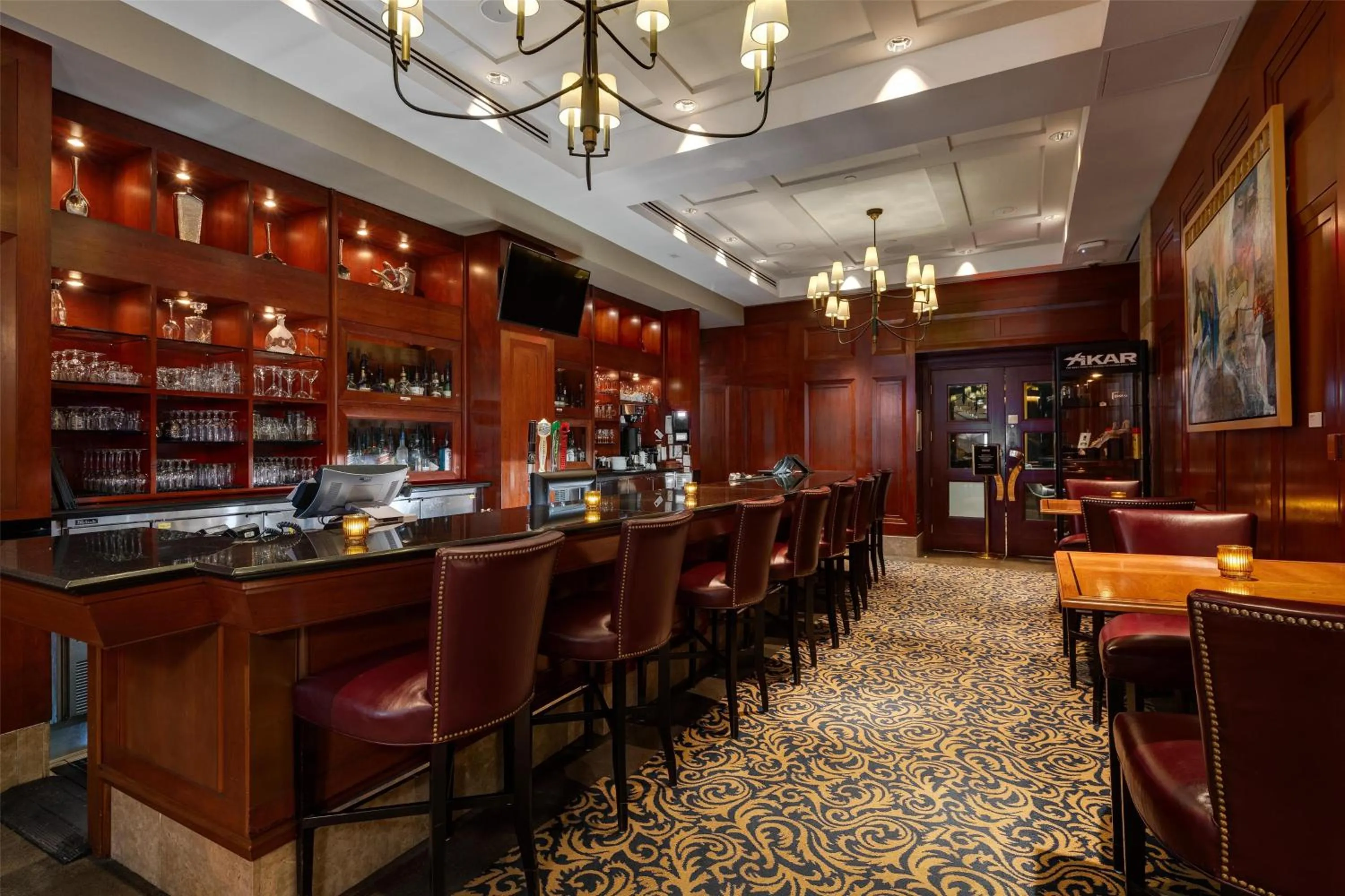 Lounge or bar in Hilton Lac-Leamy