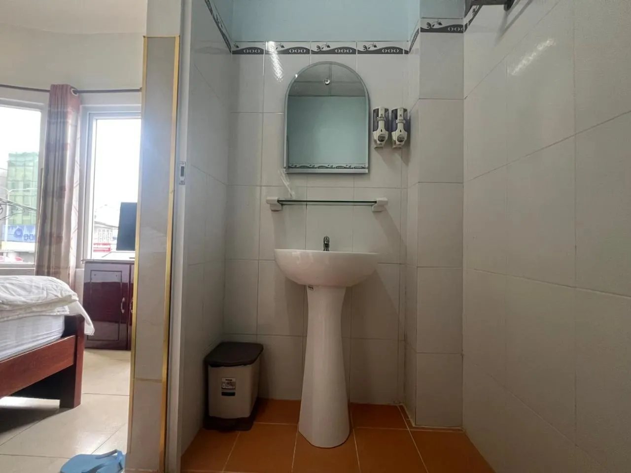 Bed in Kim Long Hotel