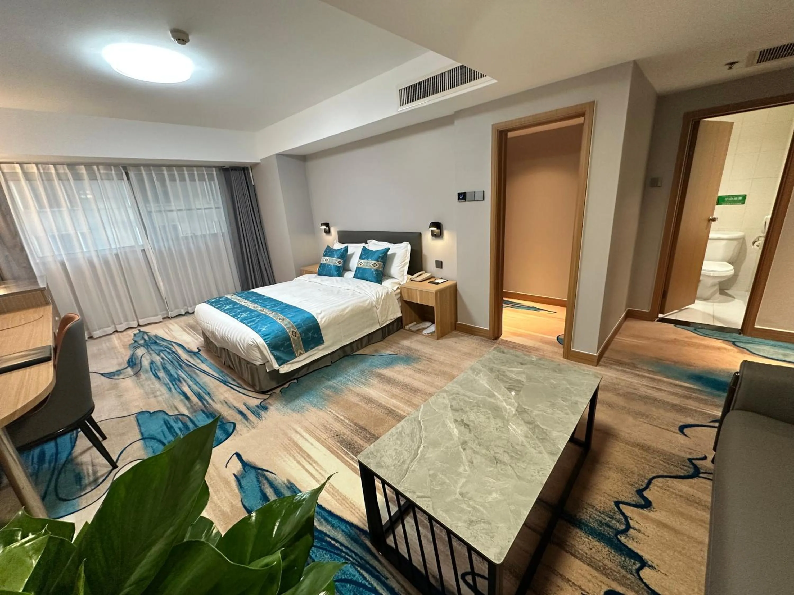 Bed in The North Garden Hotel Beijing Wangfujing