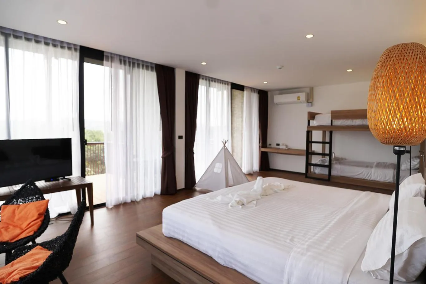 Bed in Hug Jang Loei Garden & Resort