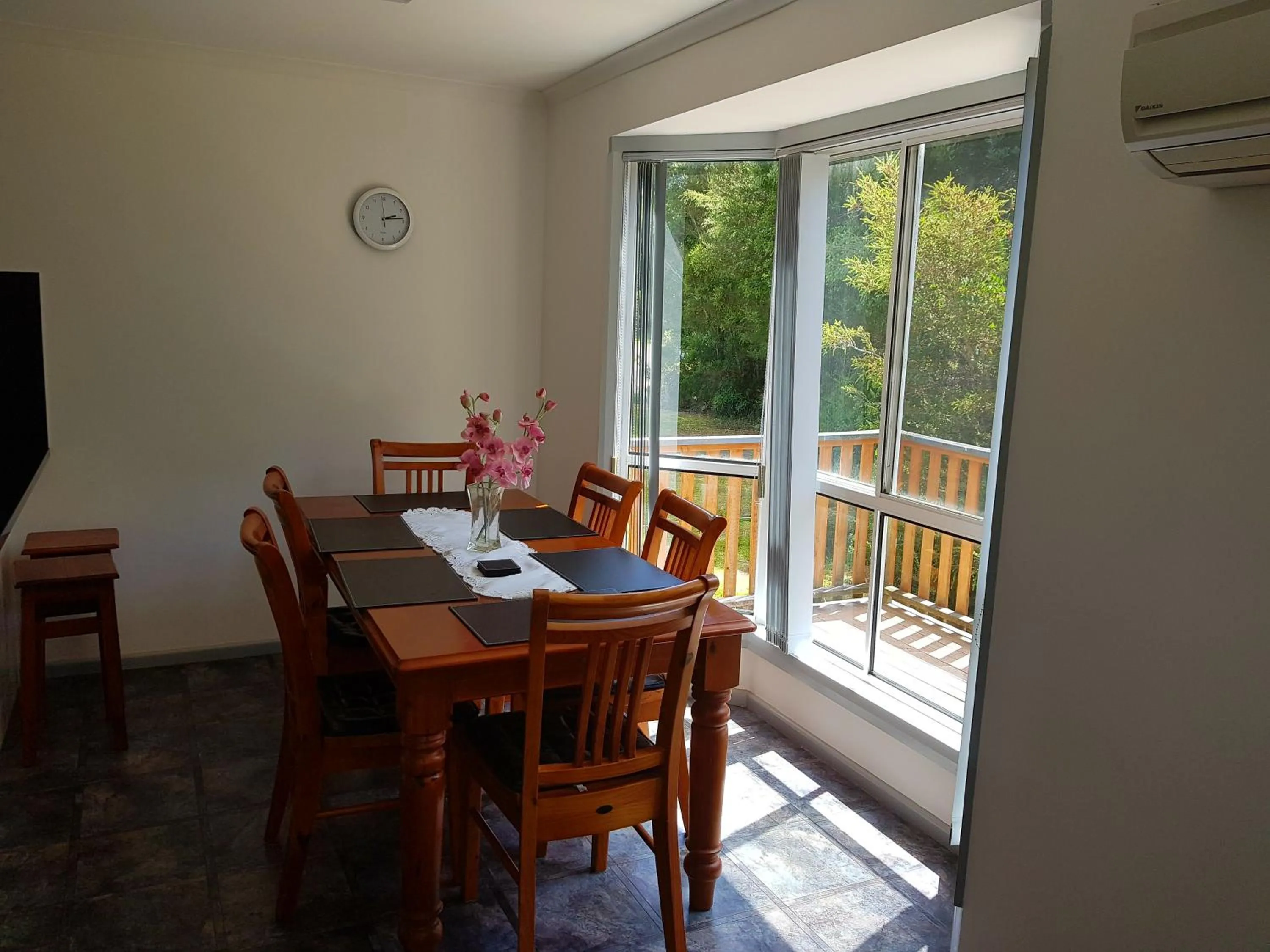 Dining area in Regatta Point Tavern & Holiday Villas