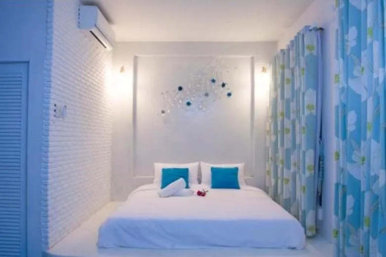 Bed in Laemsing Whitehouse Resort