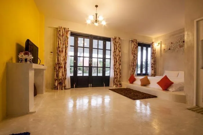 Laemsing Whitehouse Resort