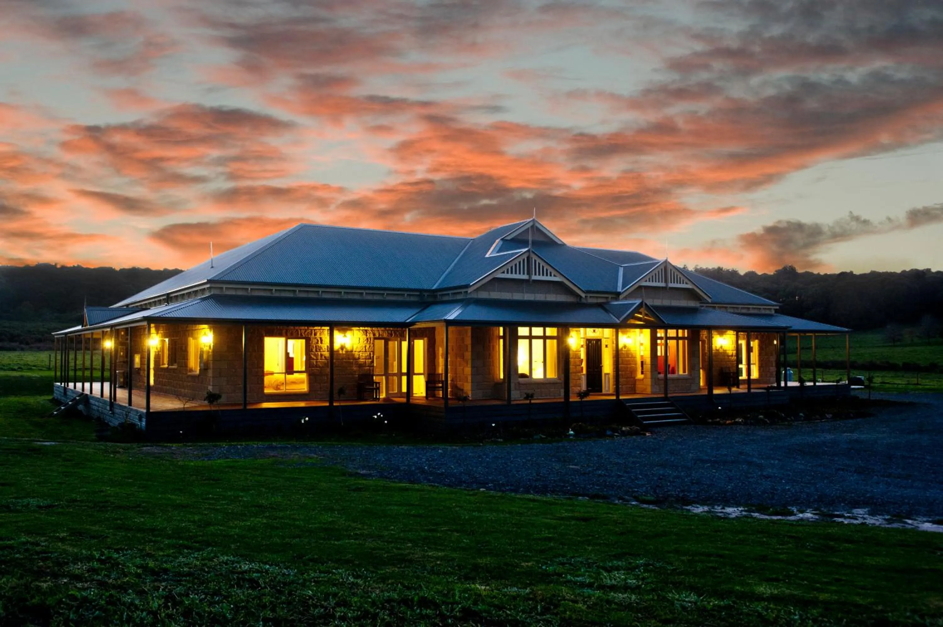 Property building in Tallawarra Homestead