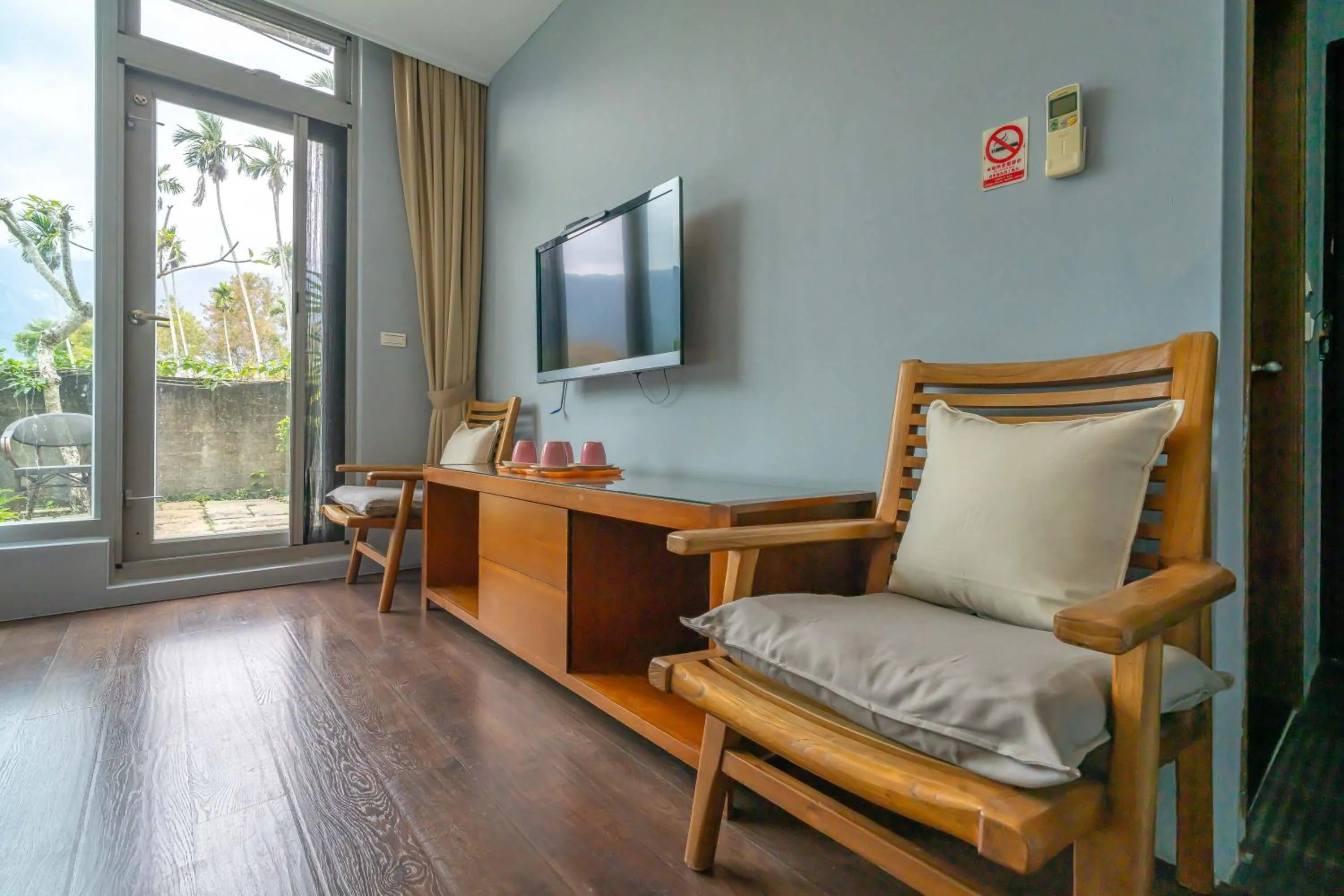 美麗晨曦民宿-附停車位 近慈濟