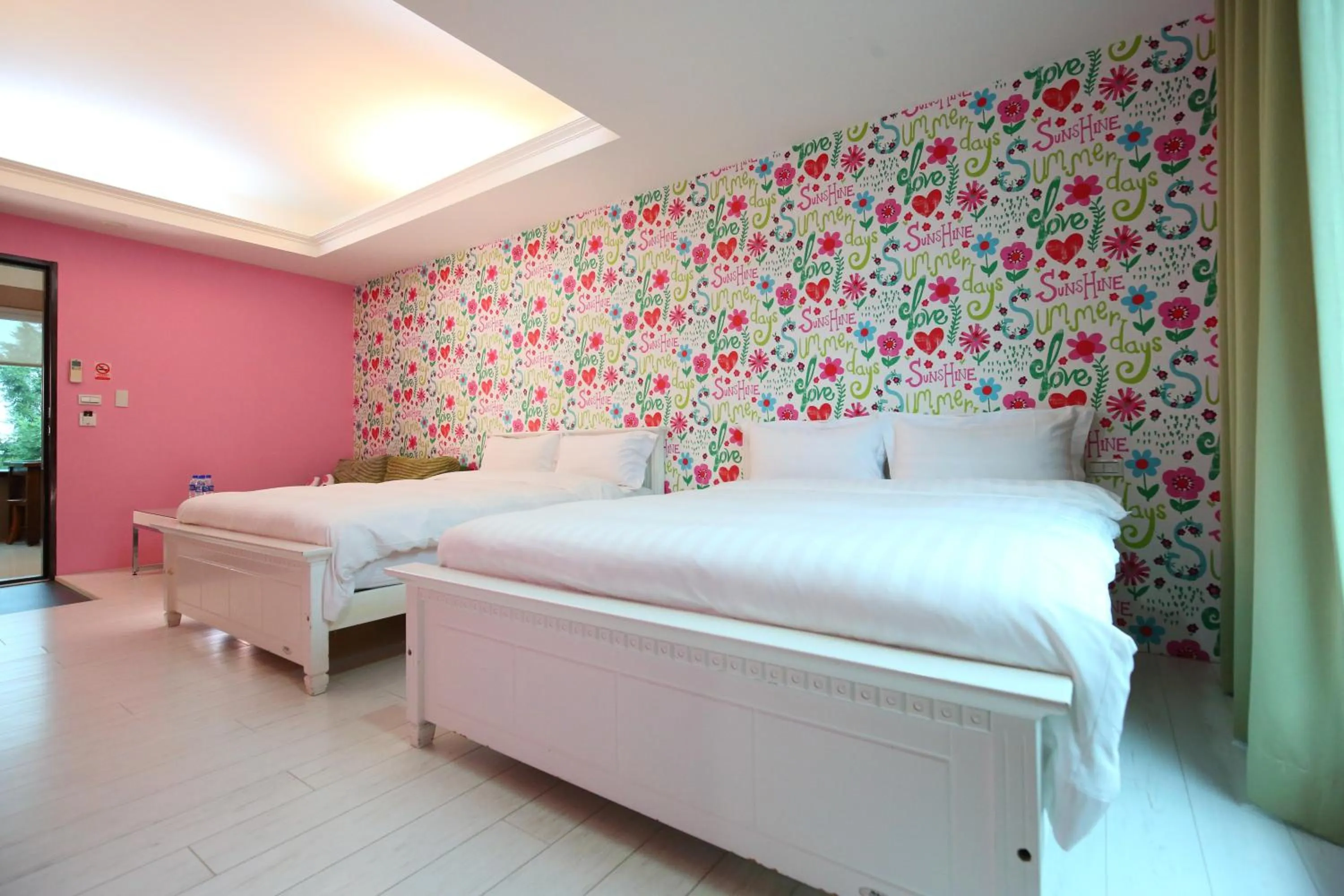 Bed in Pretty Sun B&B