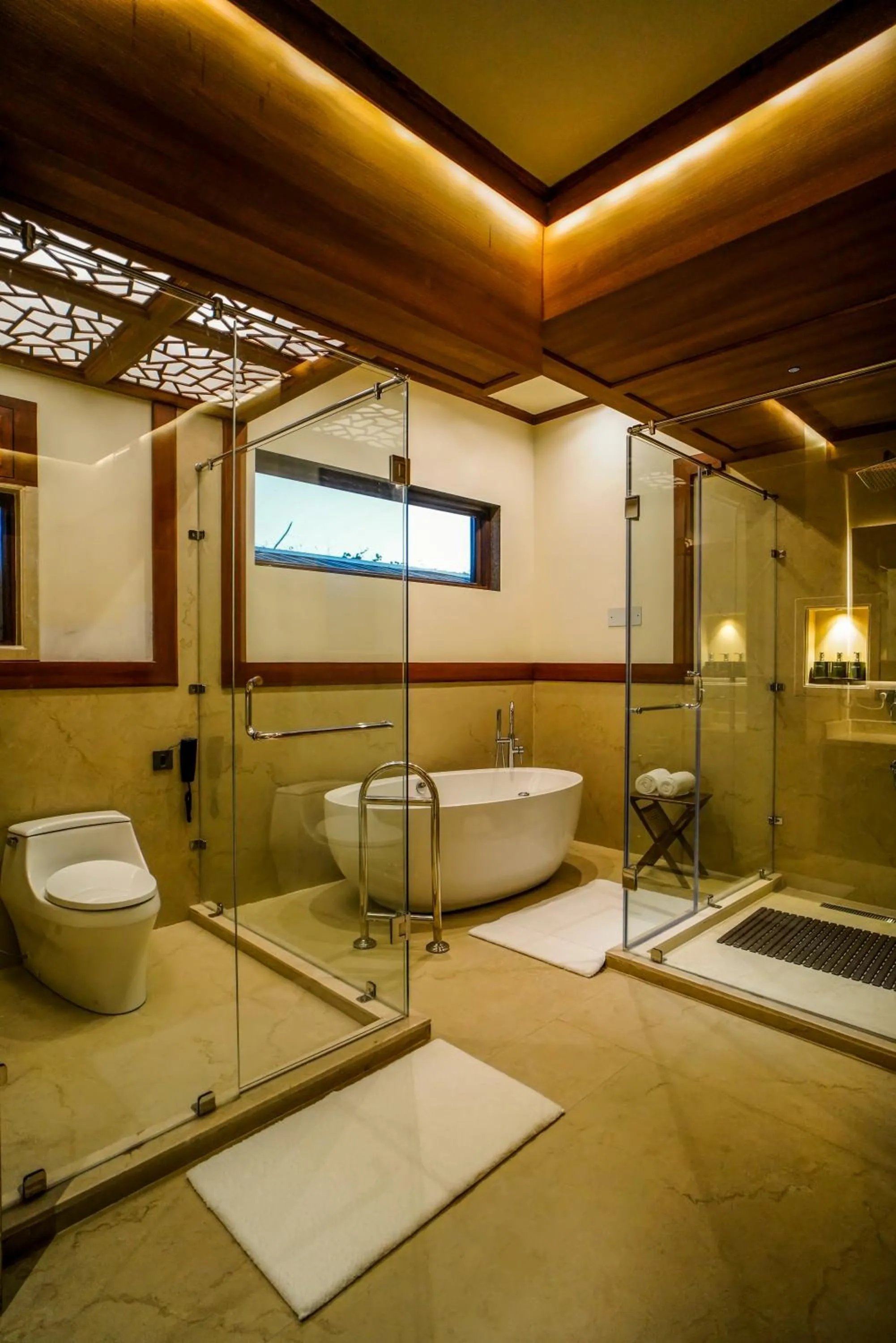 Bathroom in Aahana Resort - Jim Corbett