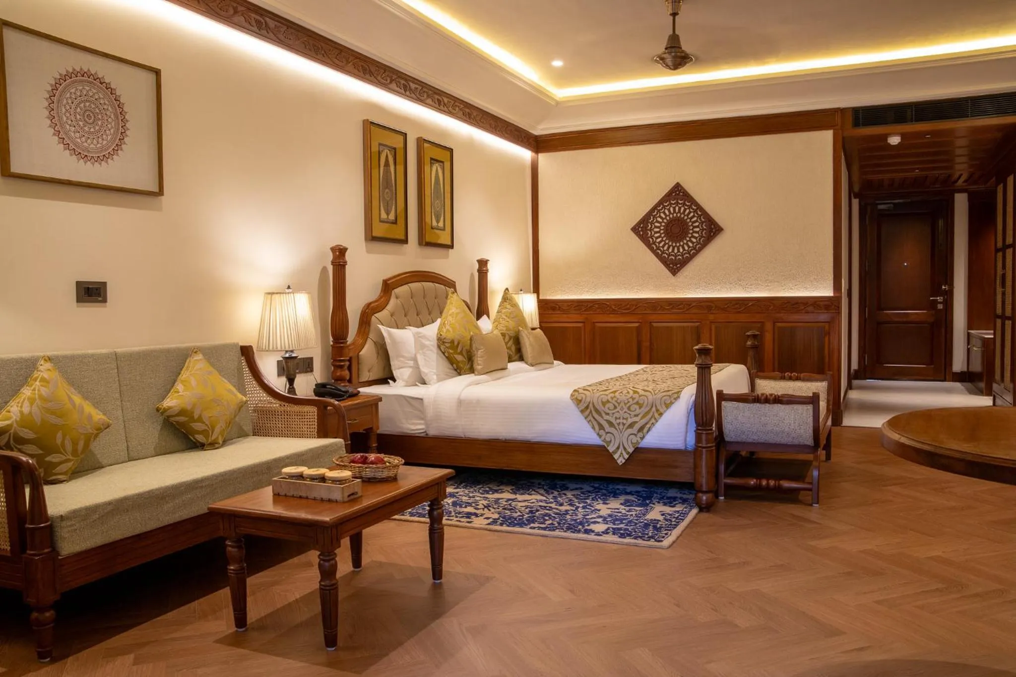 Bed in Aahana Resort - Jim Corbett