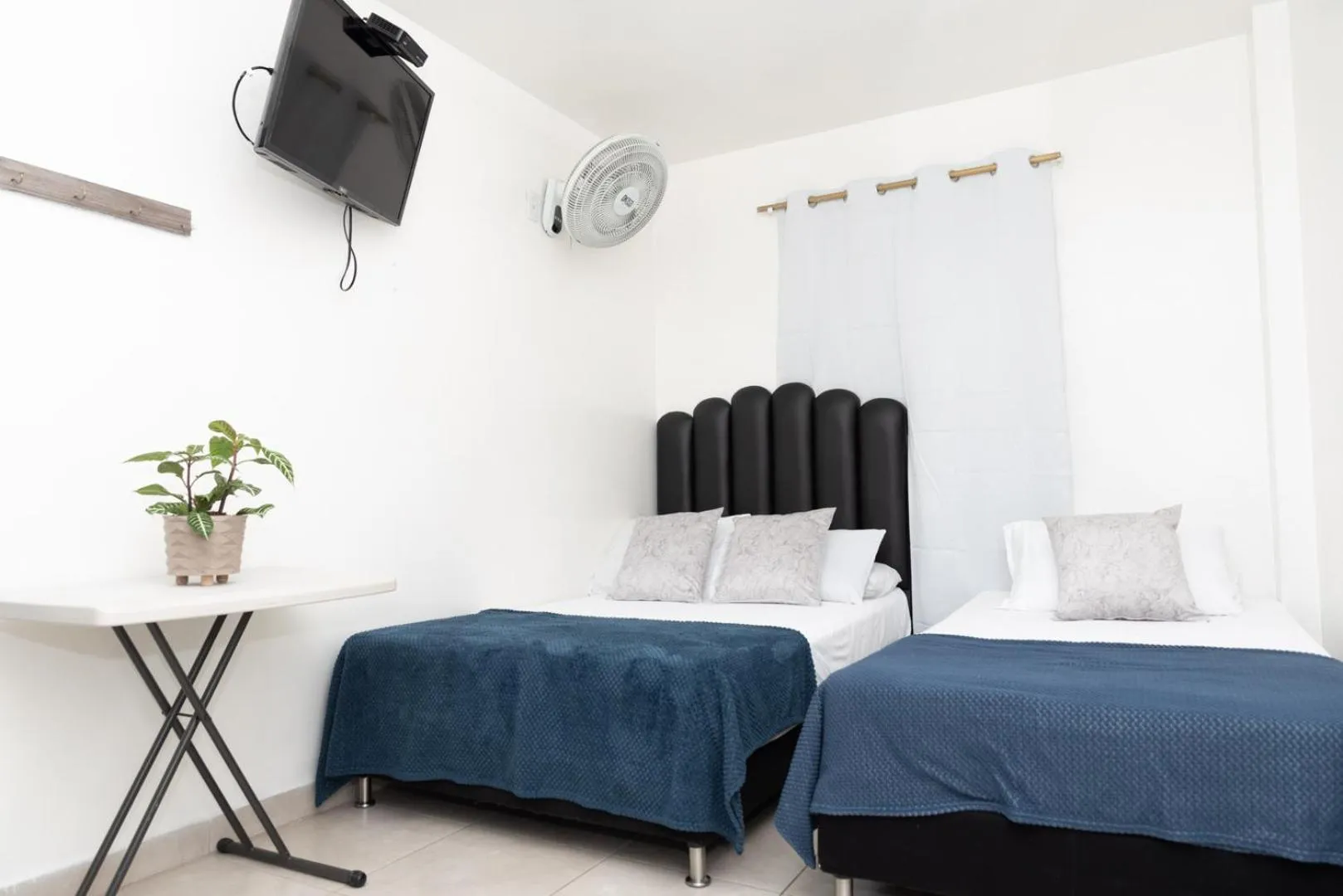 Bed in Hotel Alcazar