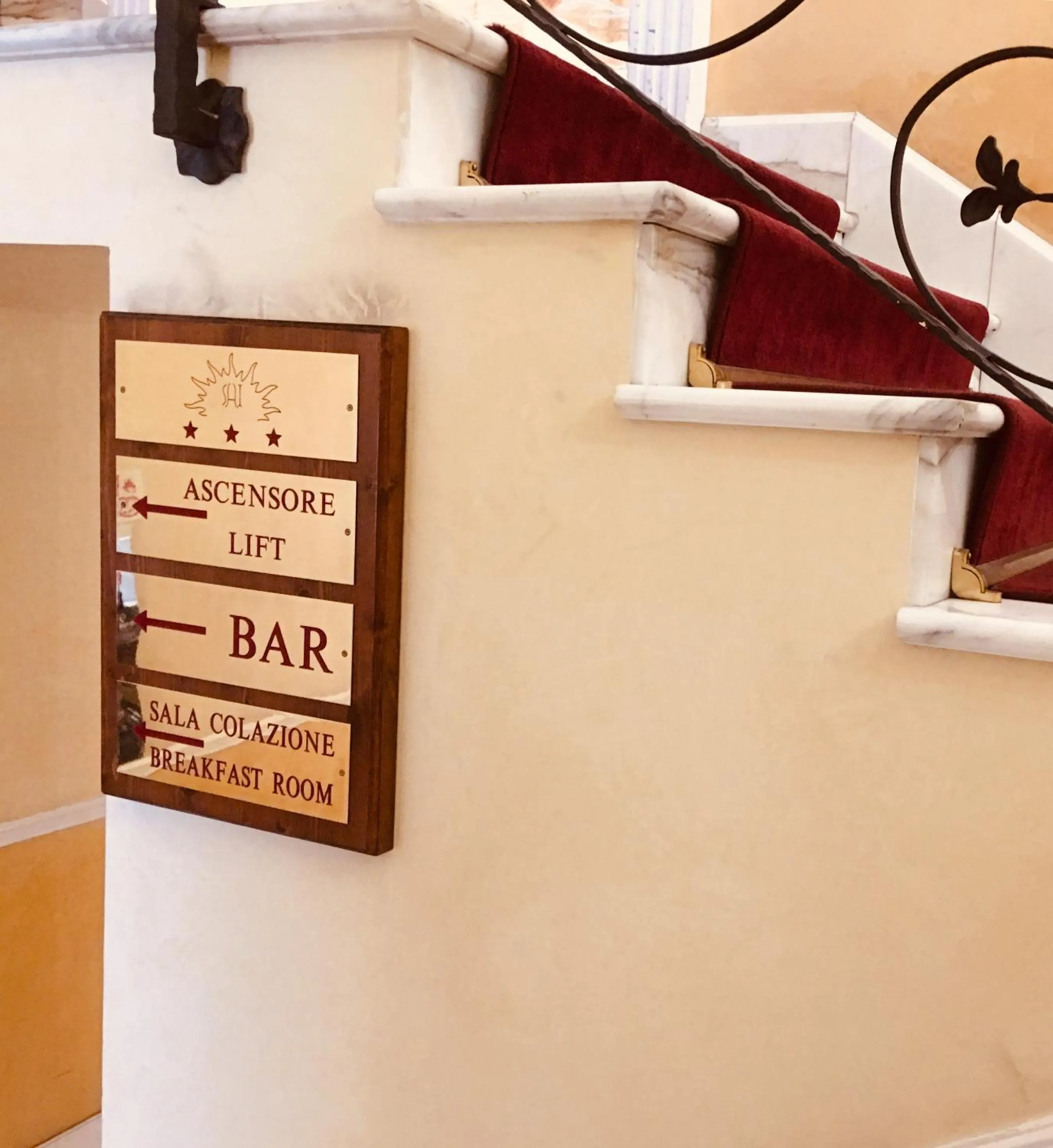 Decorative detail in HS 311