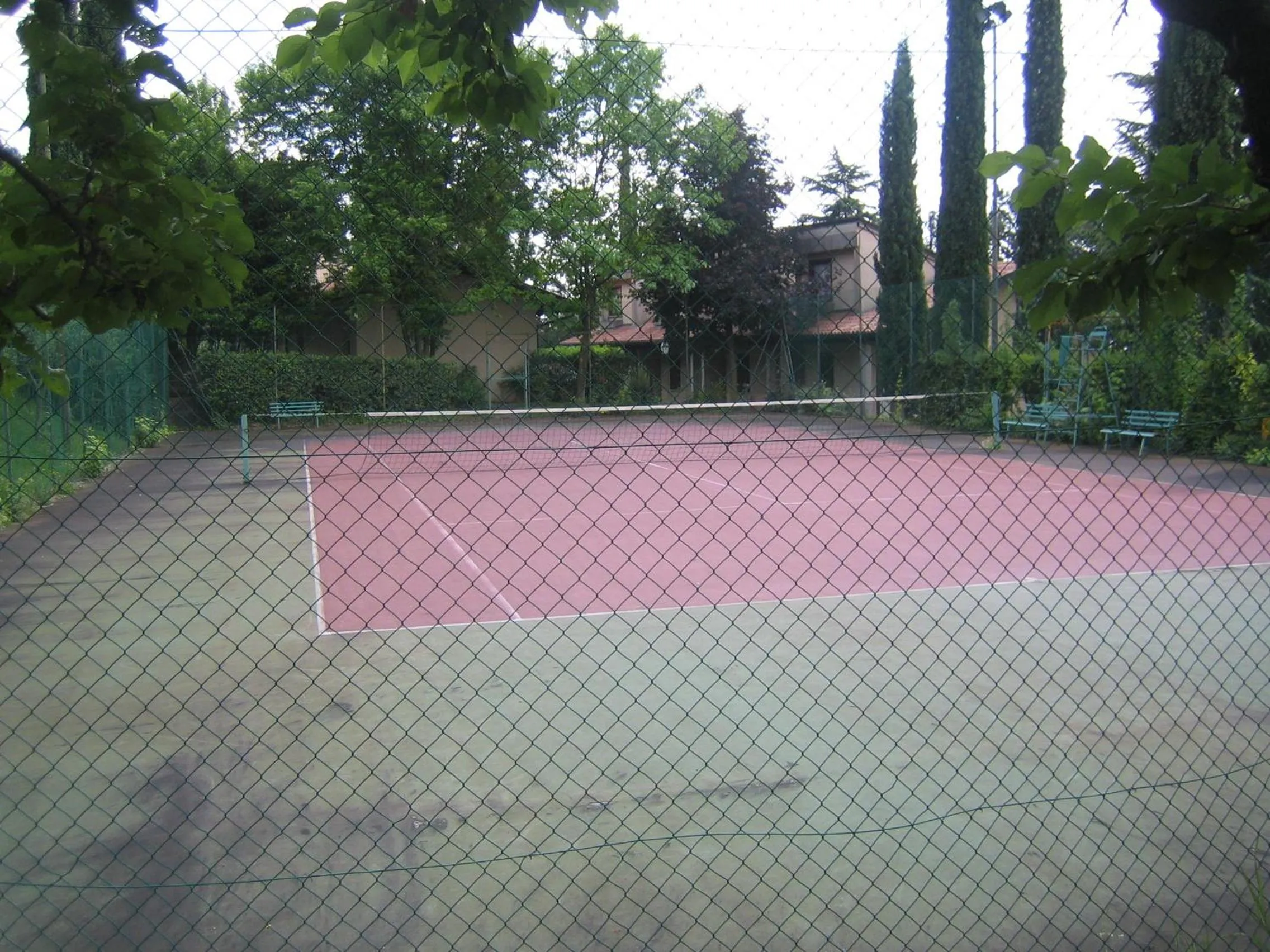 Tennis court in Villa Felcaro - Relais, Lodge & Restaurant