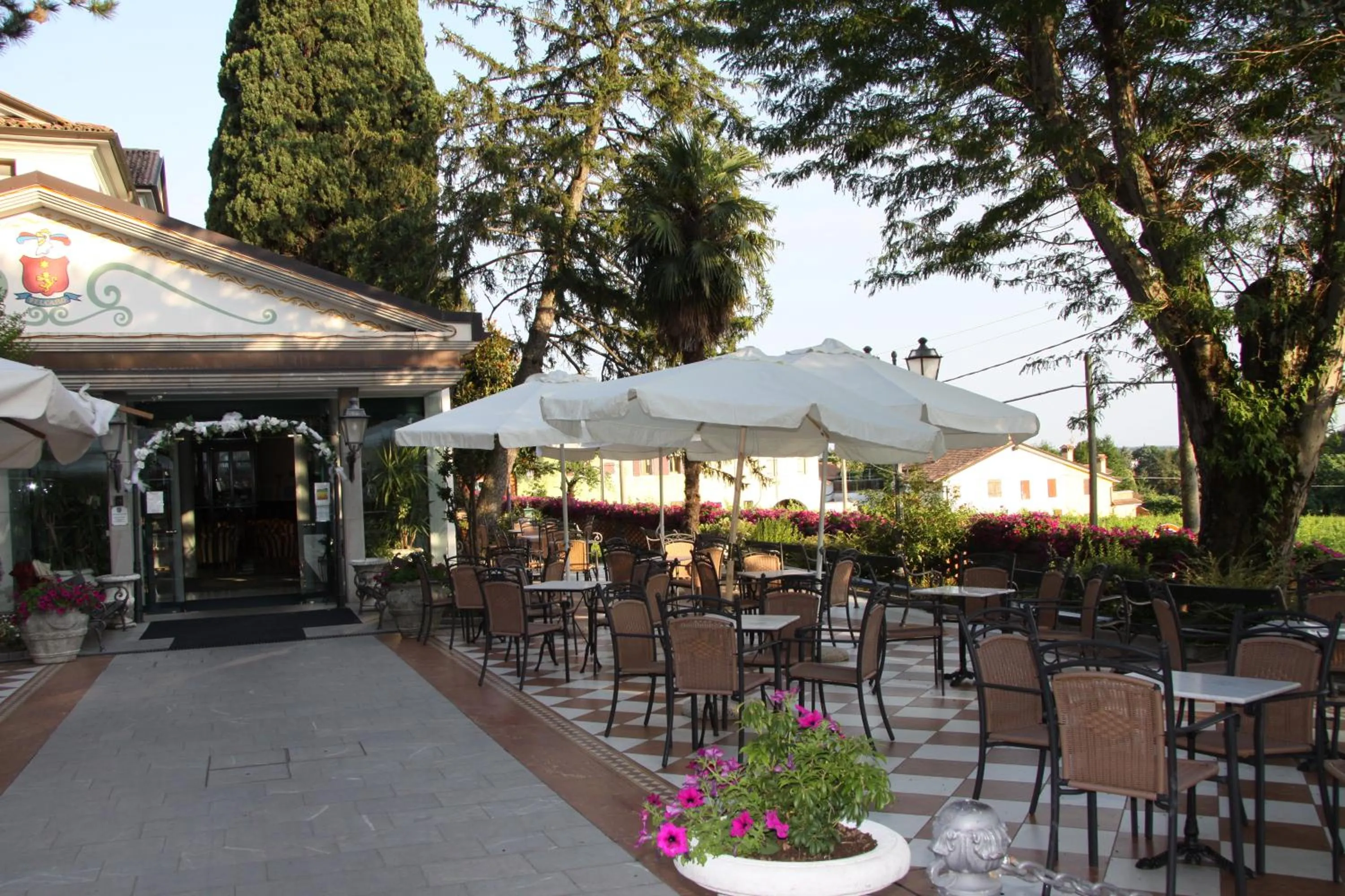 Patio in Villa Felcaro - Relais, Lodge & Restaurant