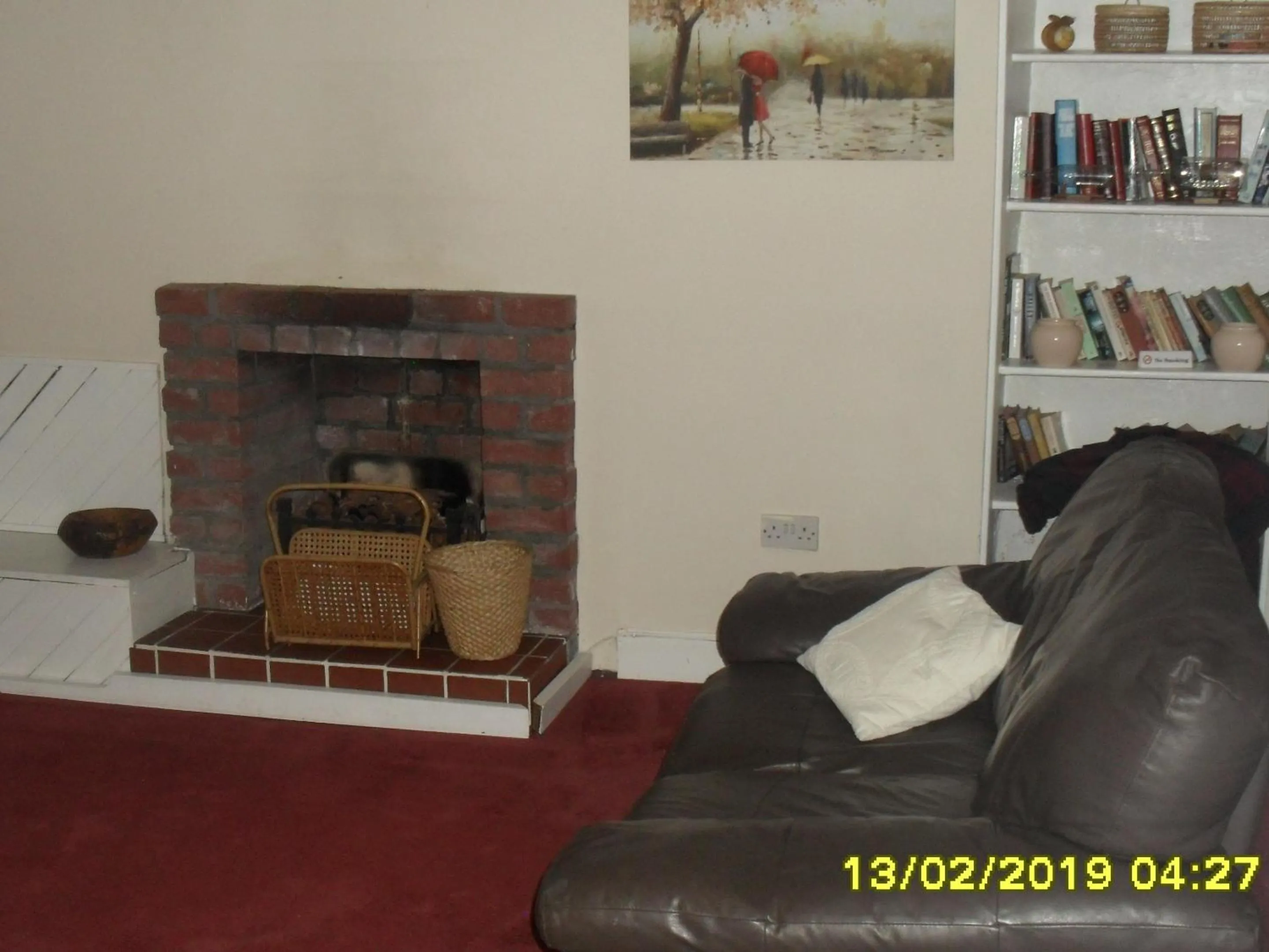Living room in The Old Library & Lodge