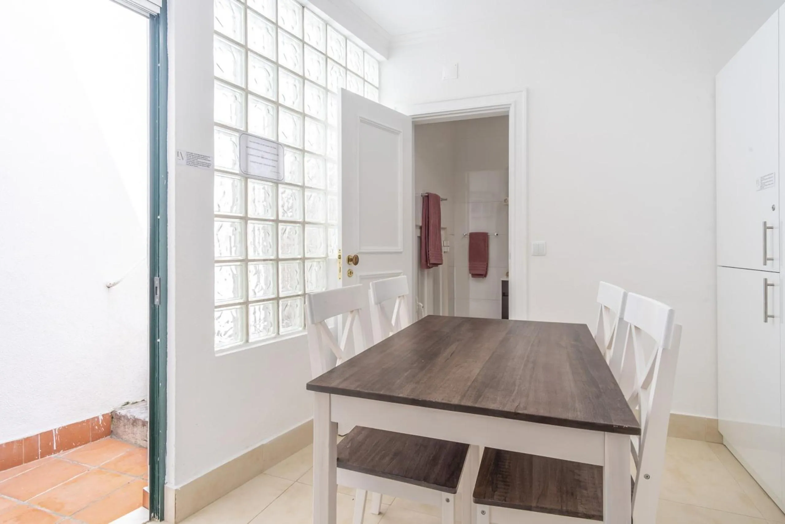 Dining area in LV Premier Bica River View