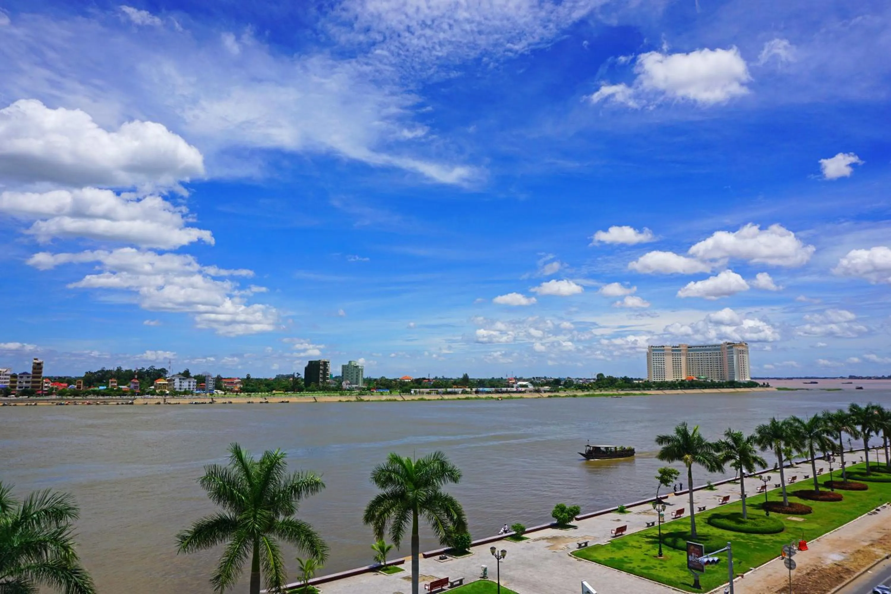 River view in Onederz Phnom Penh