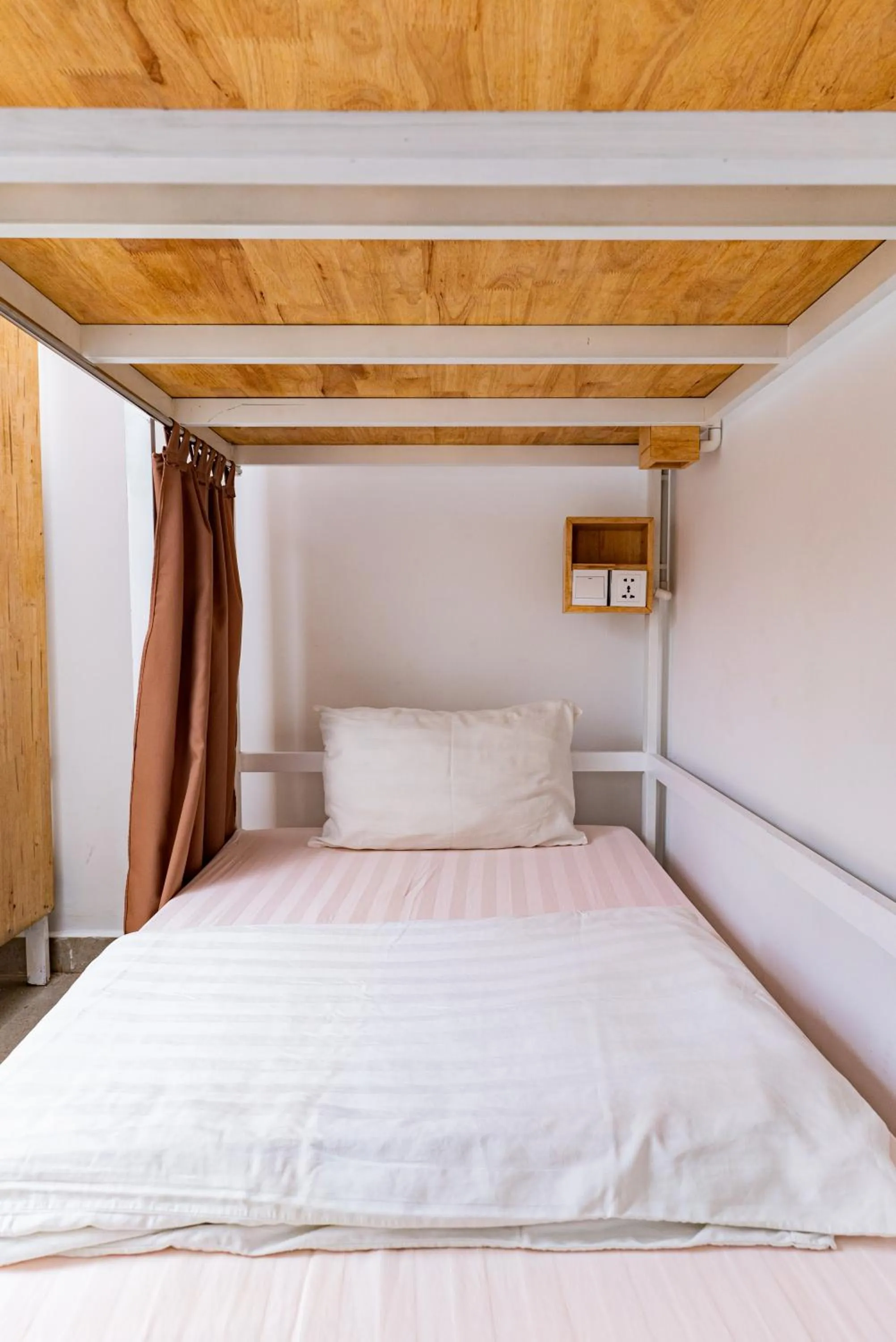 Bed in Onederz Phnom Penh