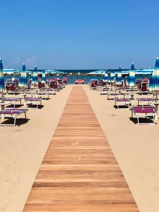 Beach in Hotel Piccadilly