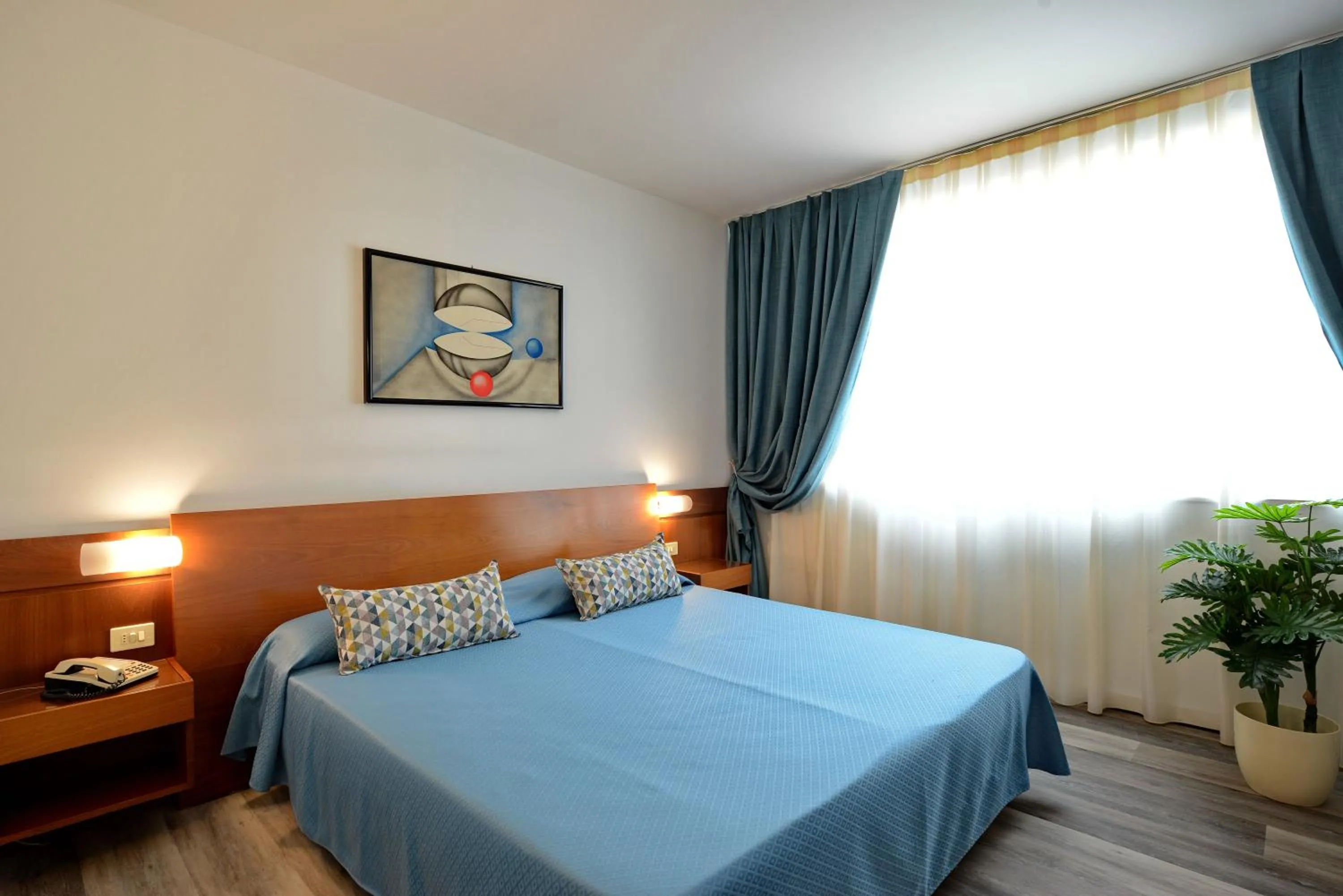 Bedroom, Bed in Hotel Krystal