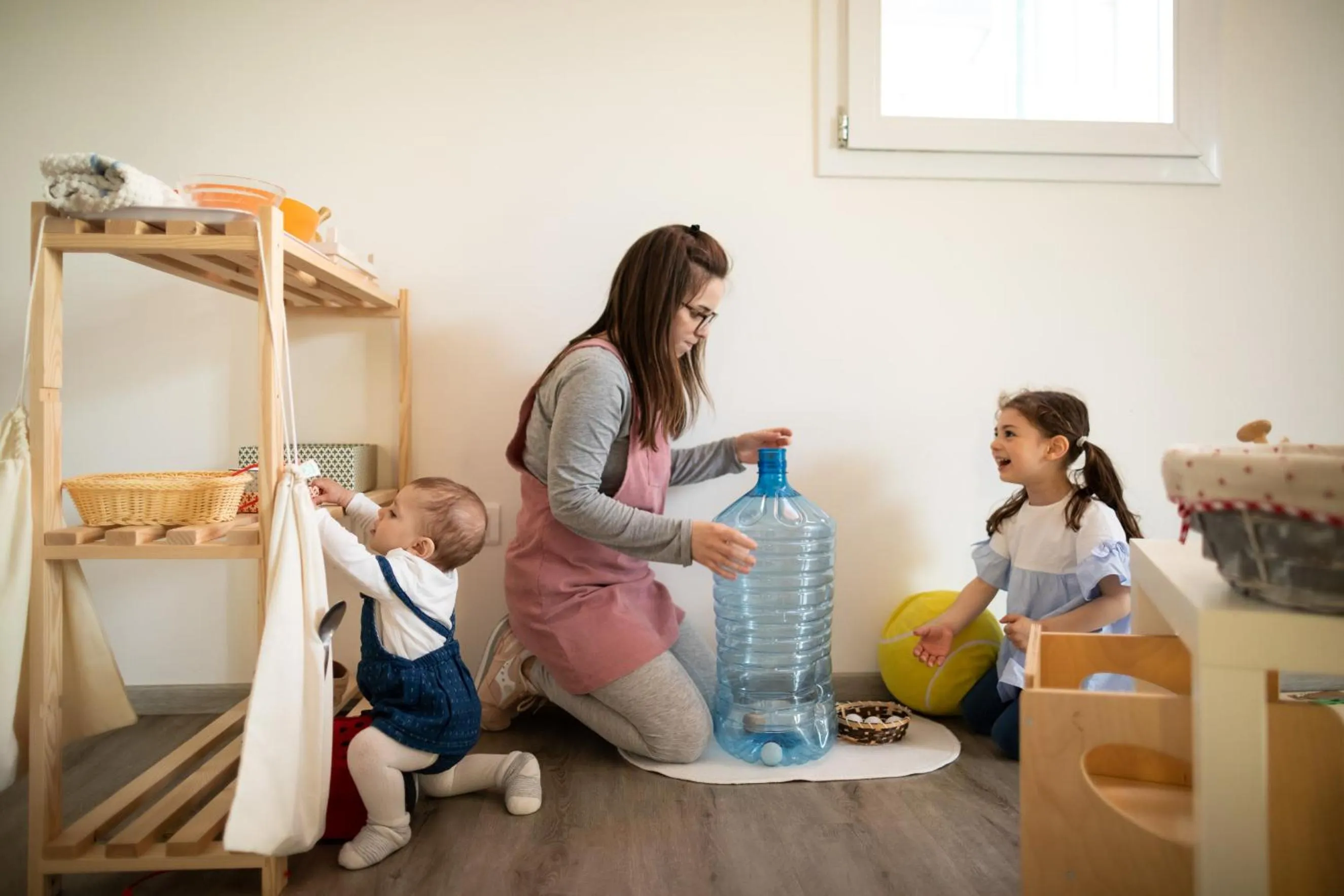 People in Hotel Sheila