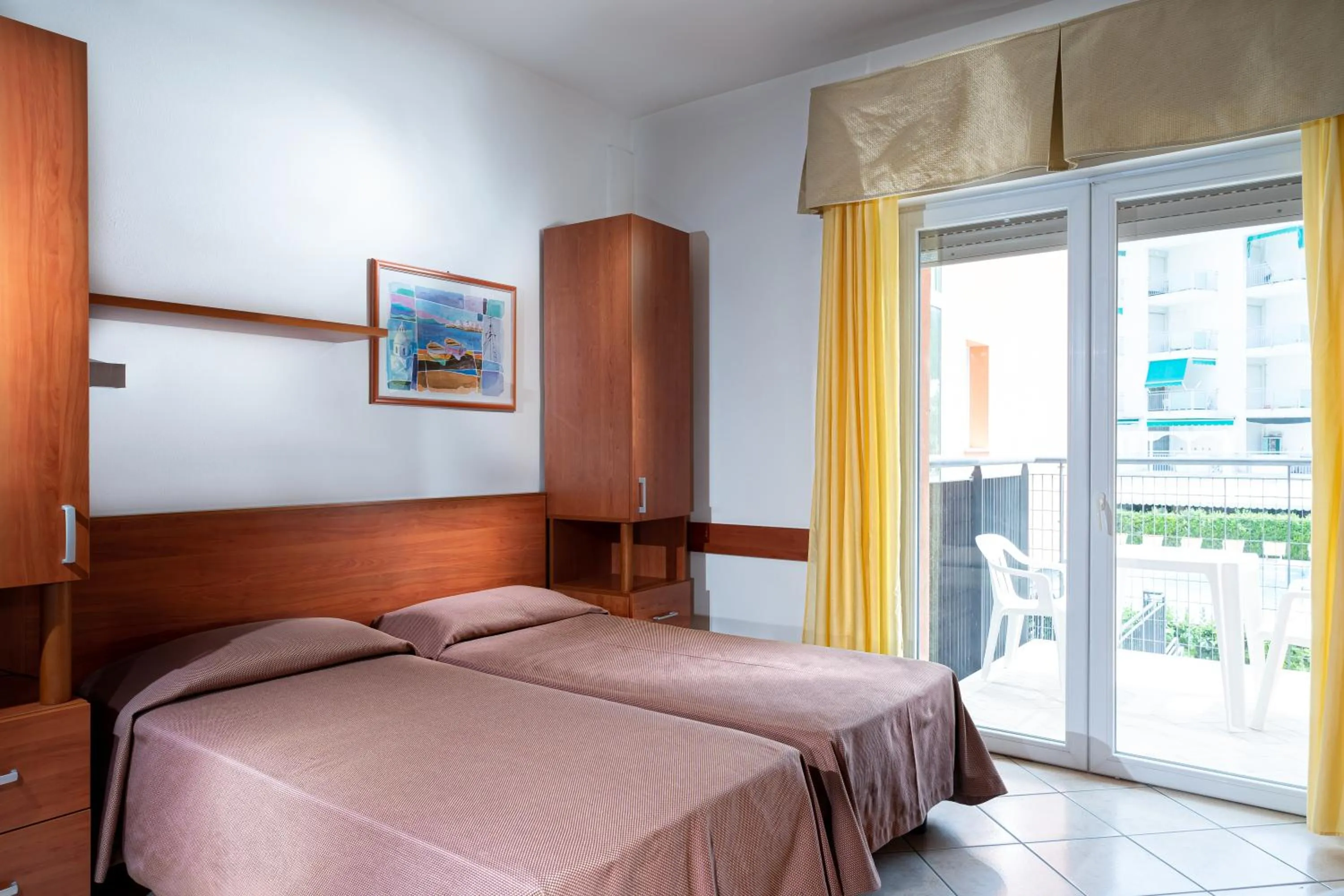 Photo of the whole room, Bed in Hotel Sheila