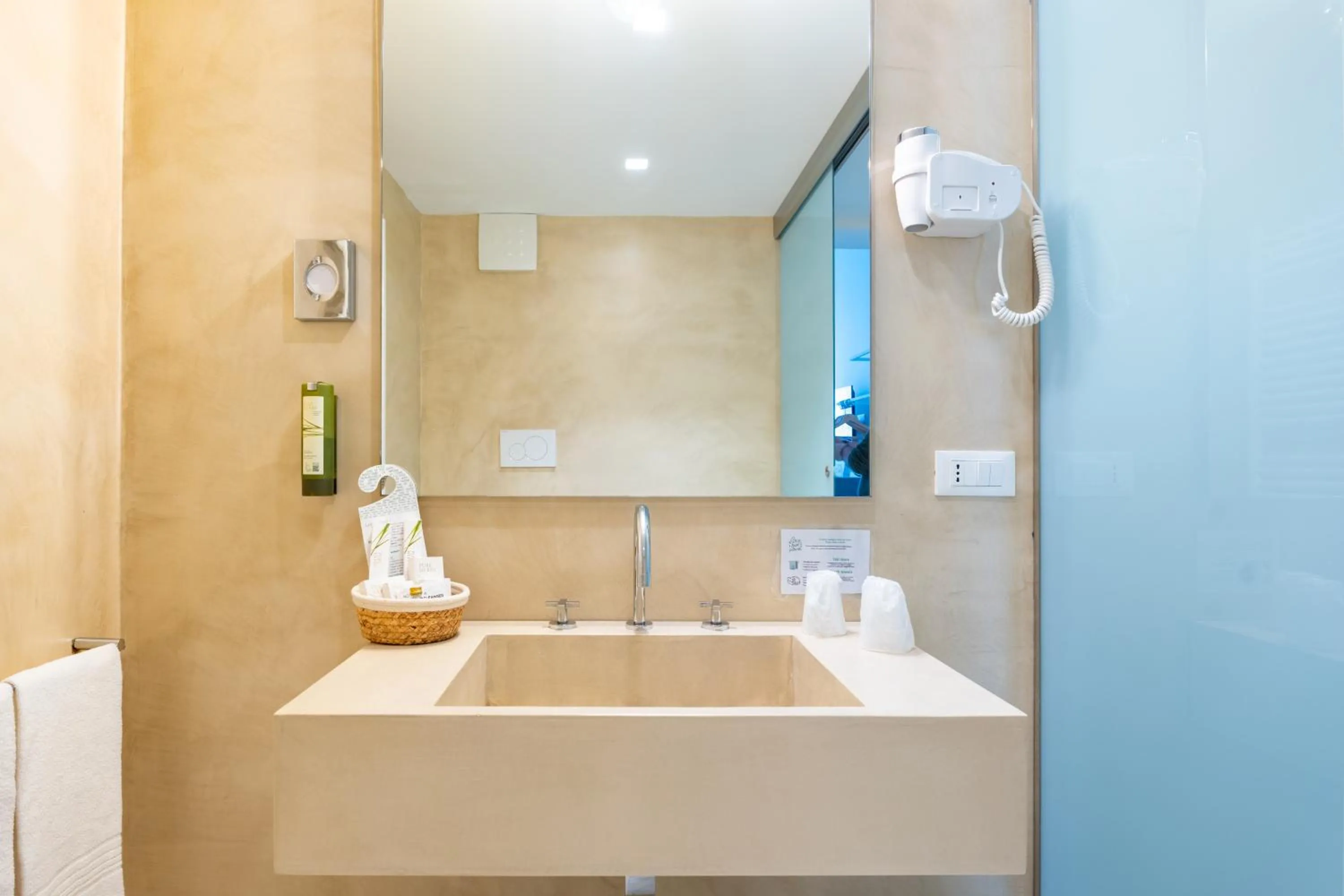 Bathroom in Donna Domenica Boutique Suites