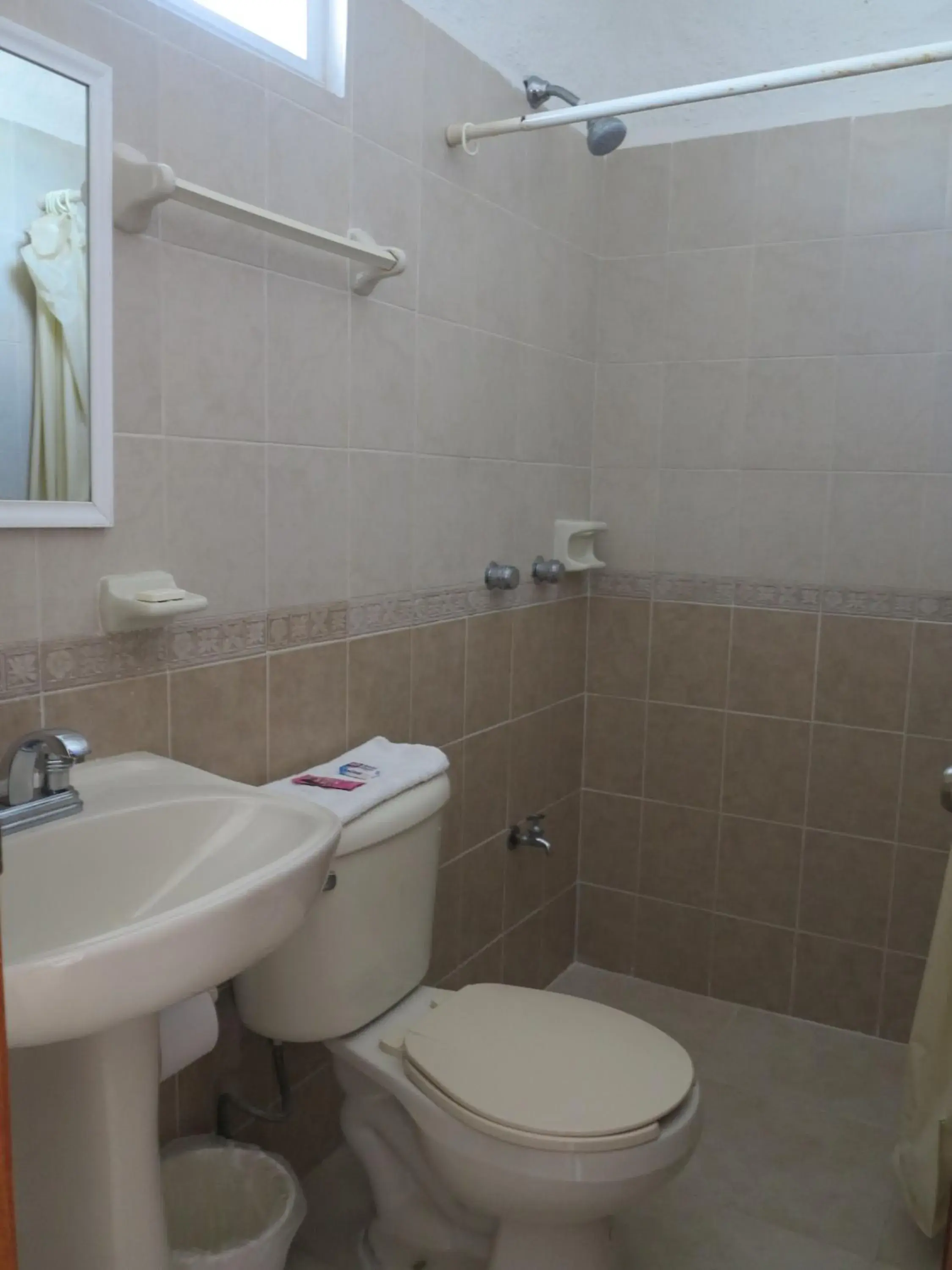 Standard King Room in Hotel Holmar Standard King Room in Hotel Holmar