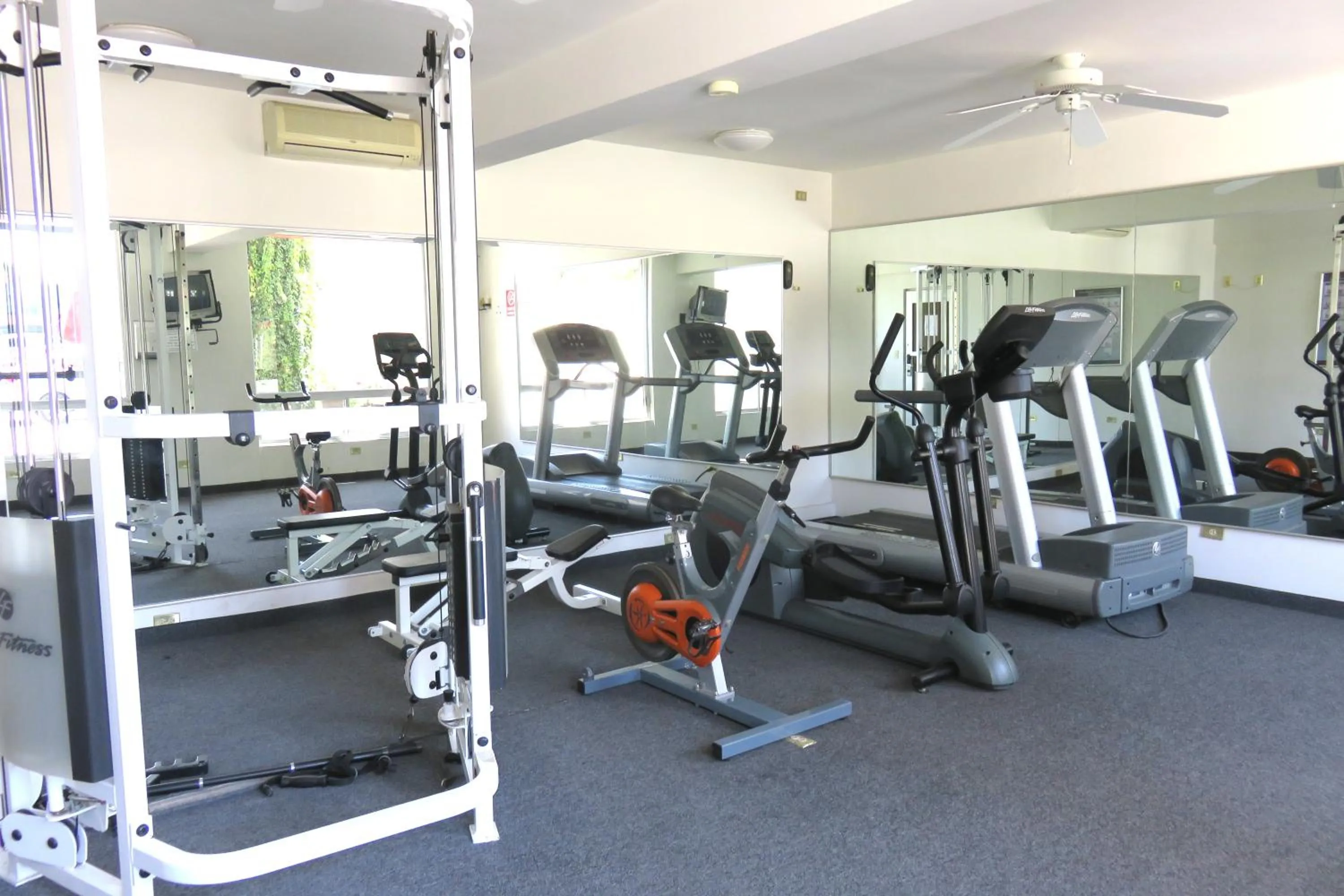 Fitness centre/facilities in Hotel Huizache