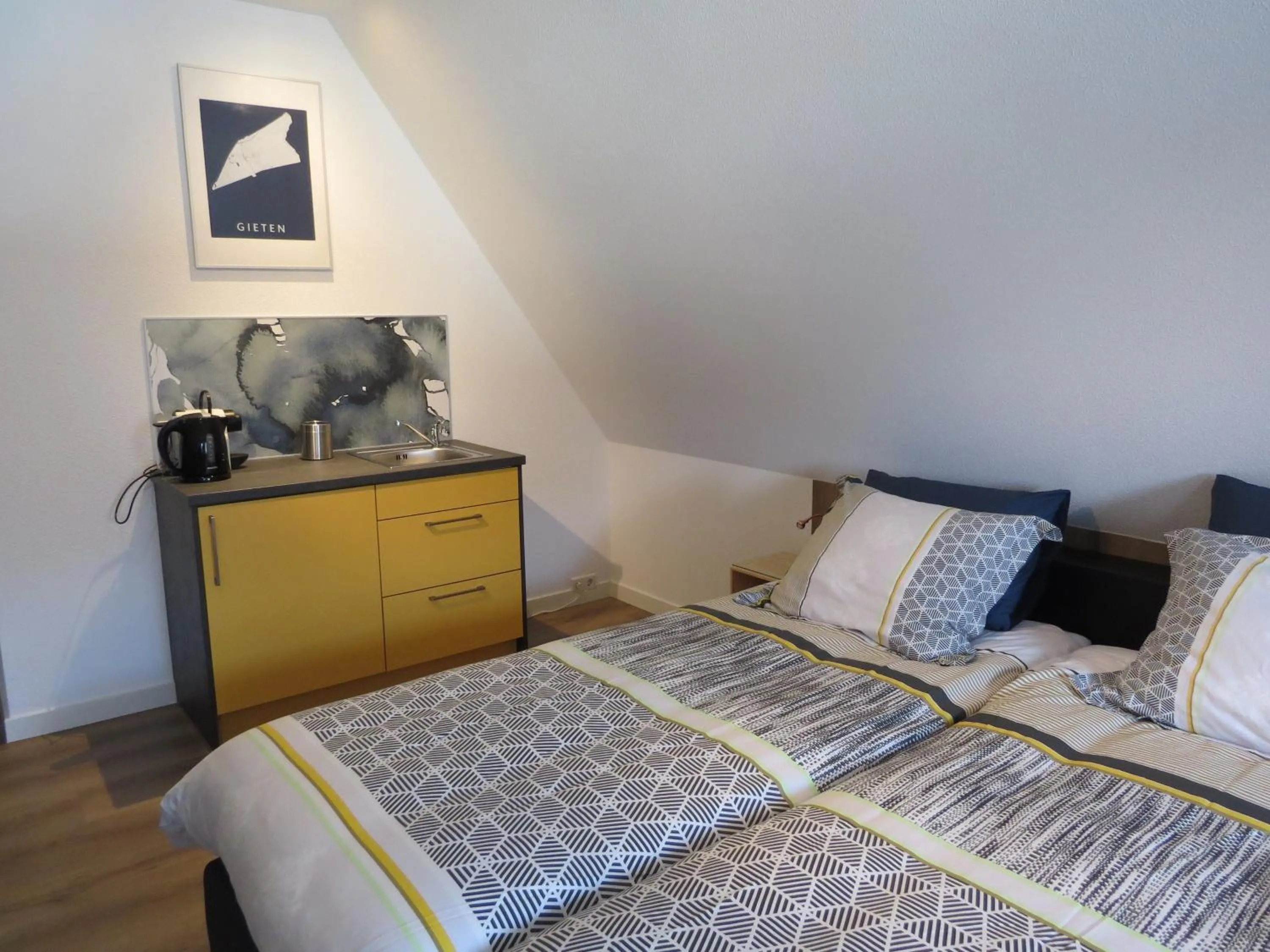 Bed in Logement Gieten
