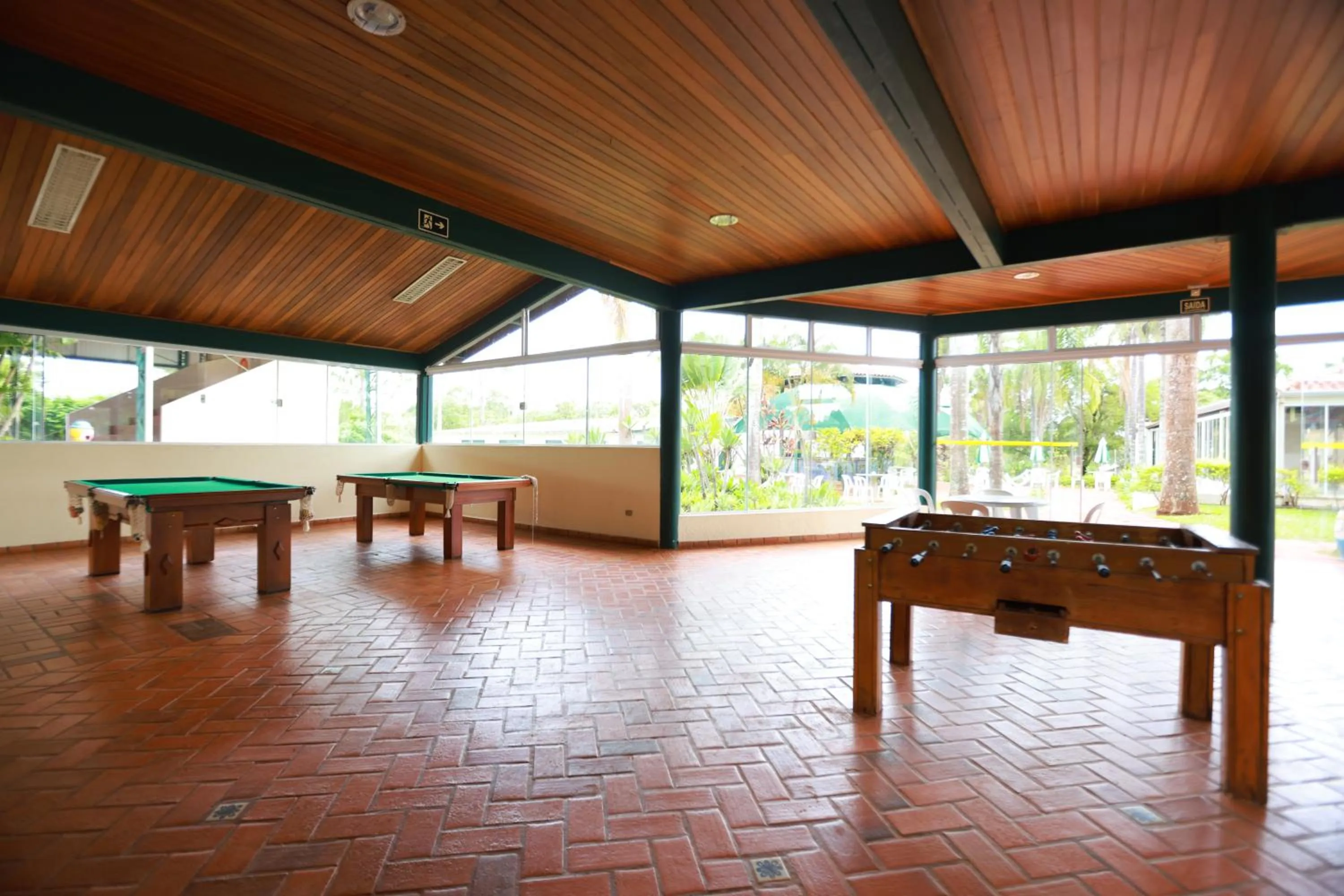 Billiard in Hotel Berro D`Agua Eco Resort