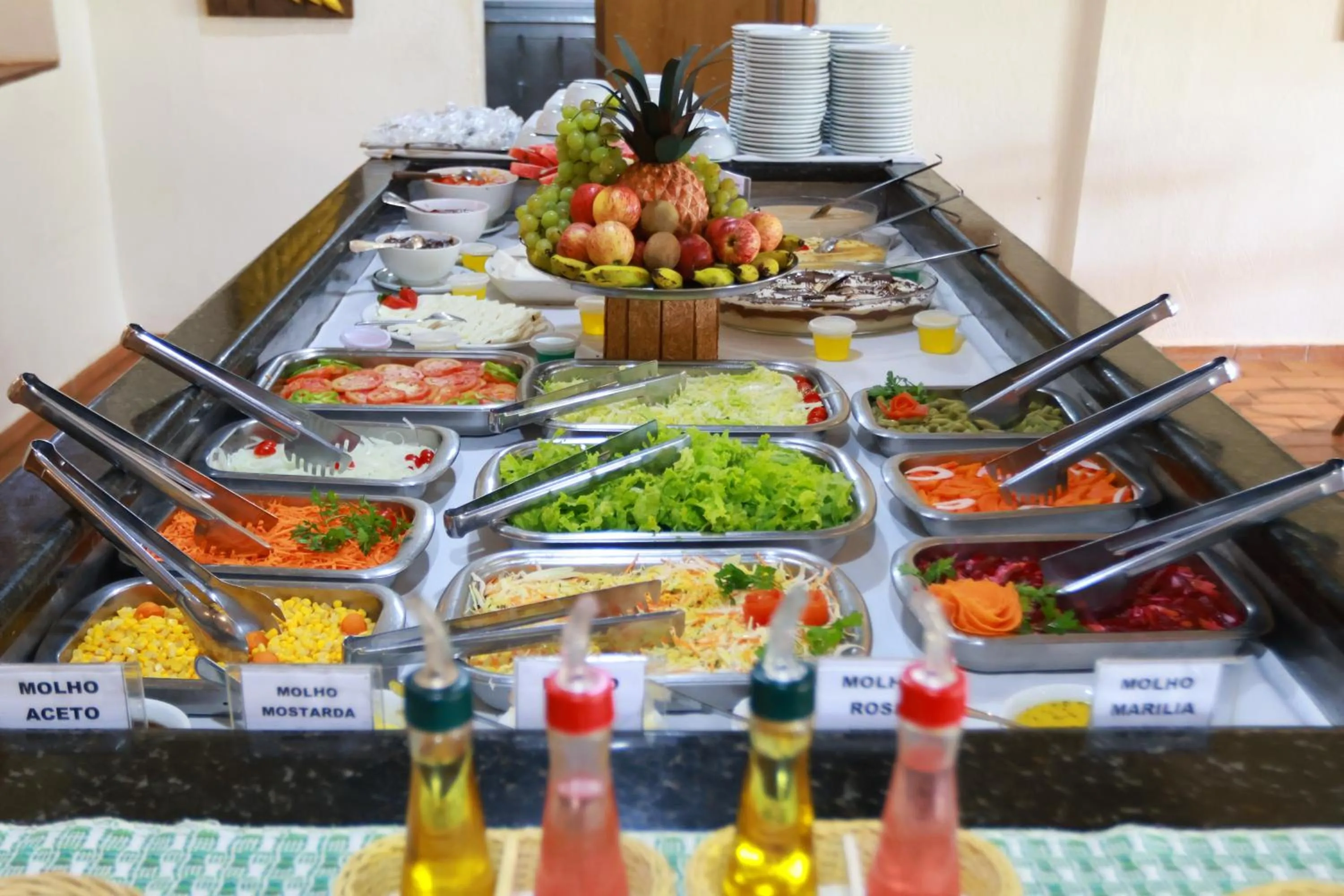 Food in Hotel Berro D`Agua Eco Resort