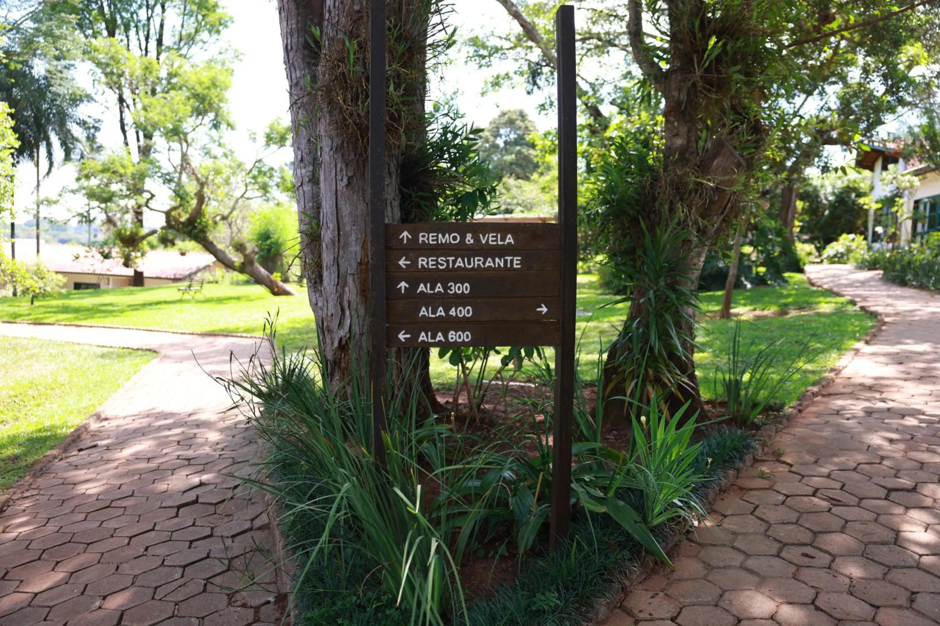 Day in Hotel Berro D`Agua Eco Resort