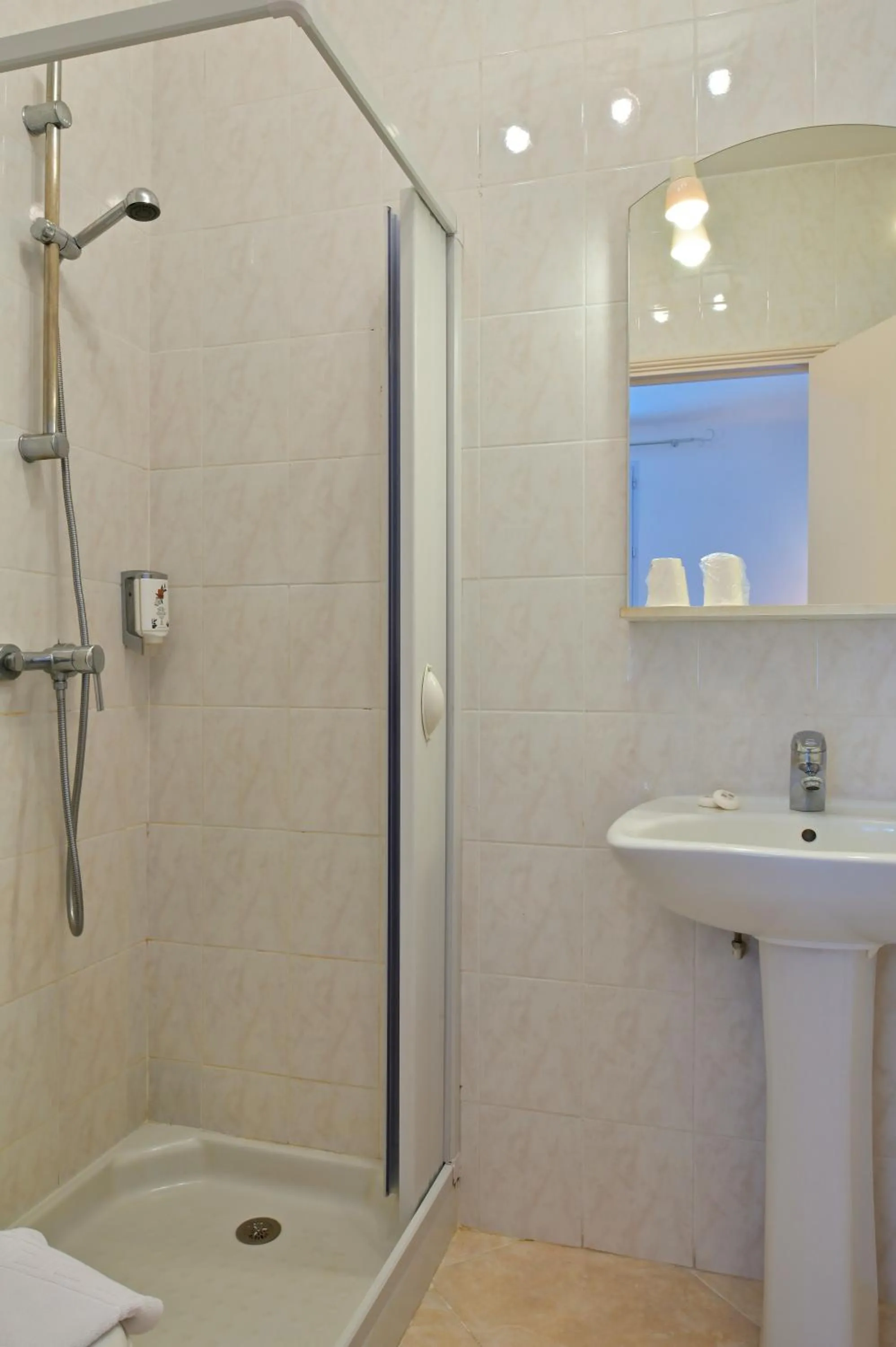 Bathroom in Hotel Des Roches