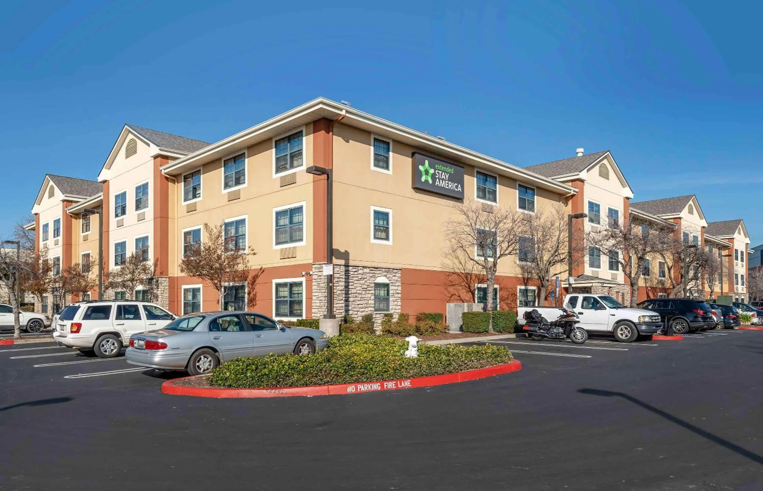 Property building in Extended Stay America Suites - Sacramento - Roseville