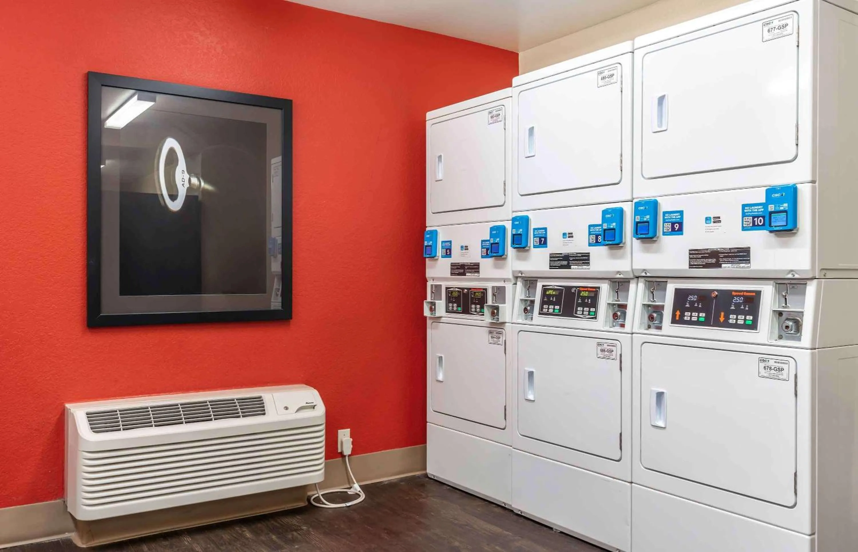 Property building in Extended Stay America Suites - Sacramento - Roseville