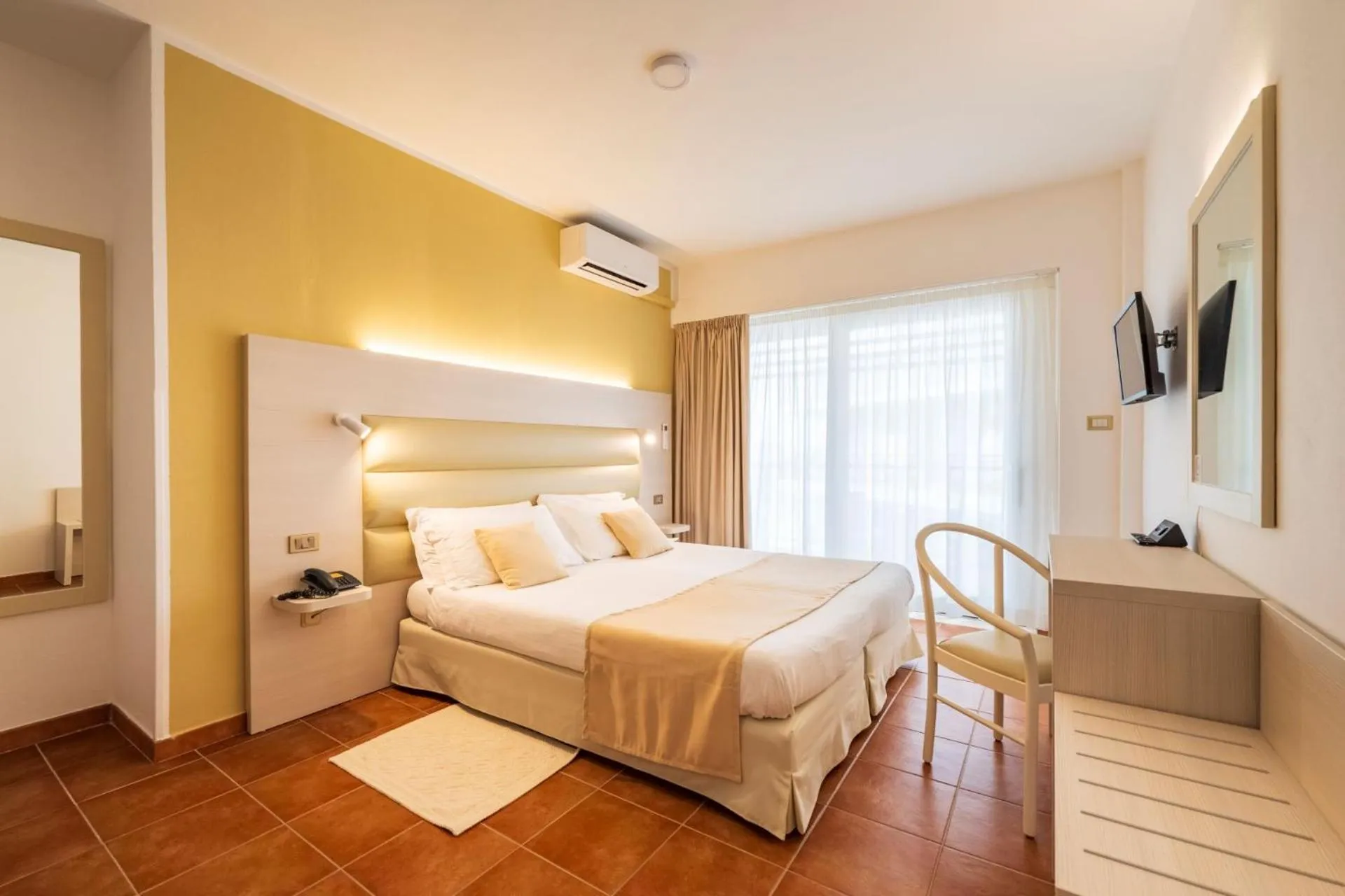 Bedroom, Bed in Hotel Florida