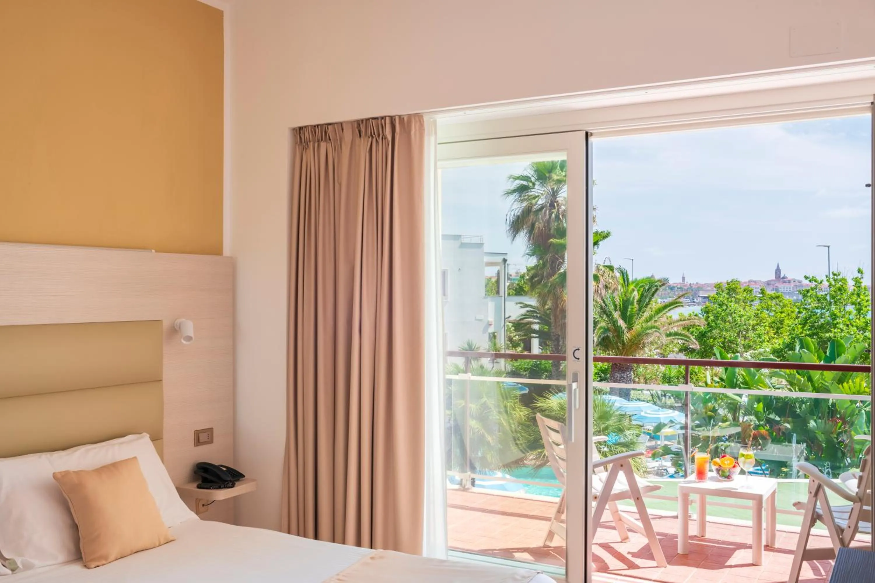 Bedroom, Bed in Hotel Florida