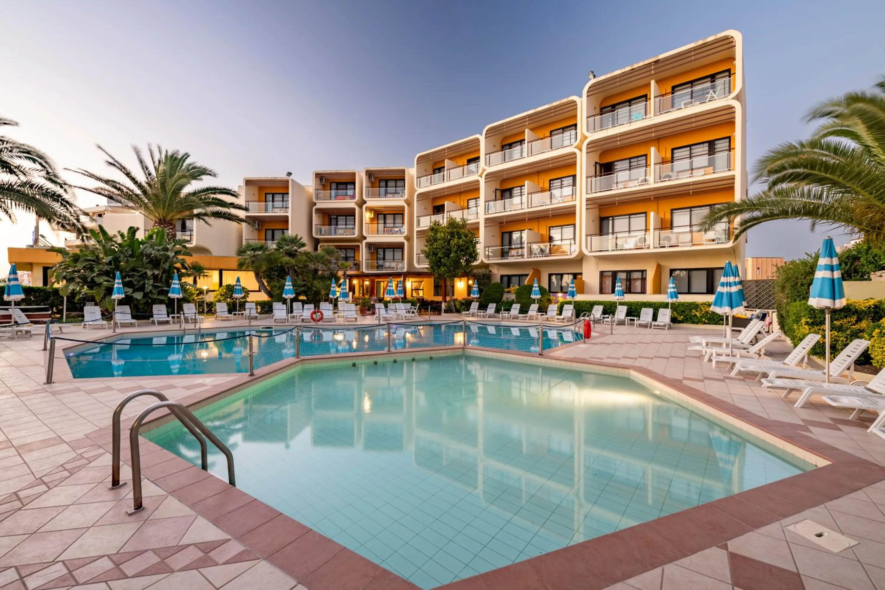 Swimming pool in Hotel Florida