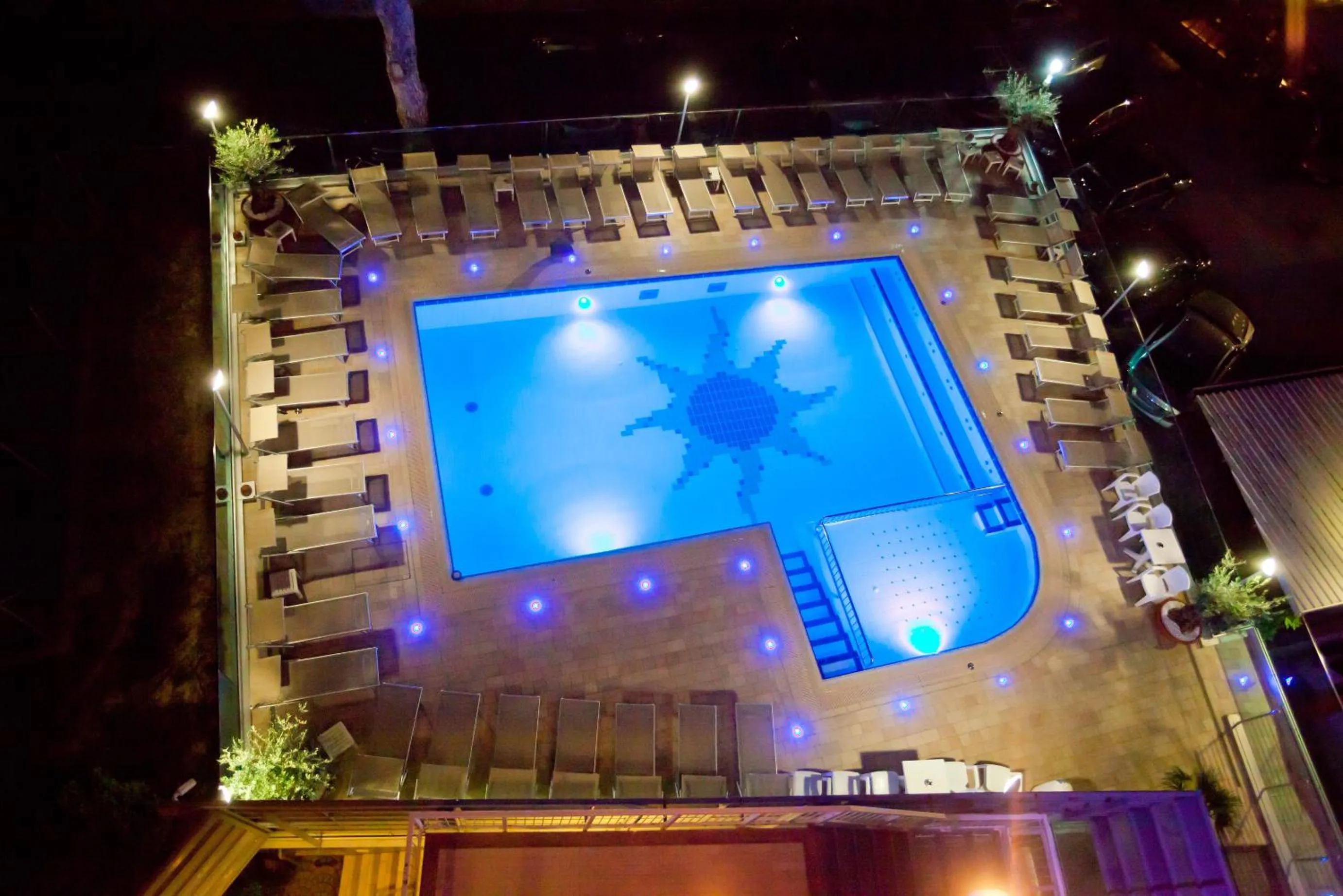 Swimming pool in Hotel Helen