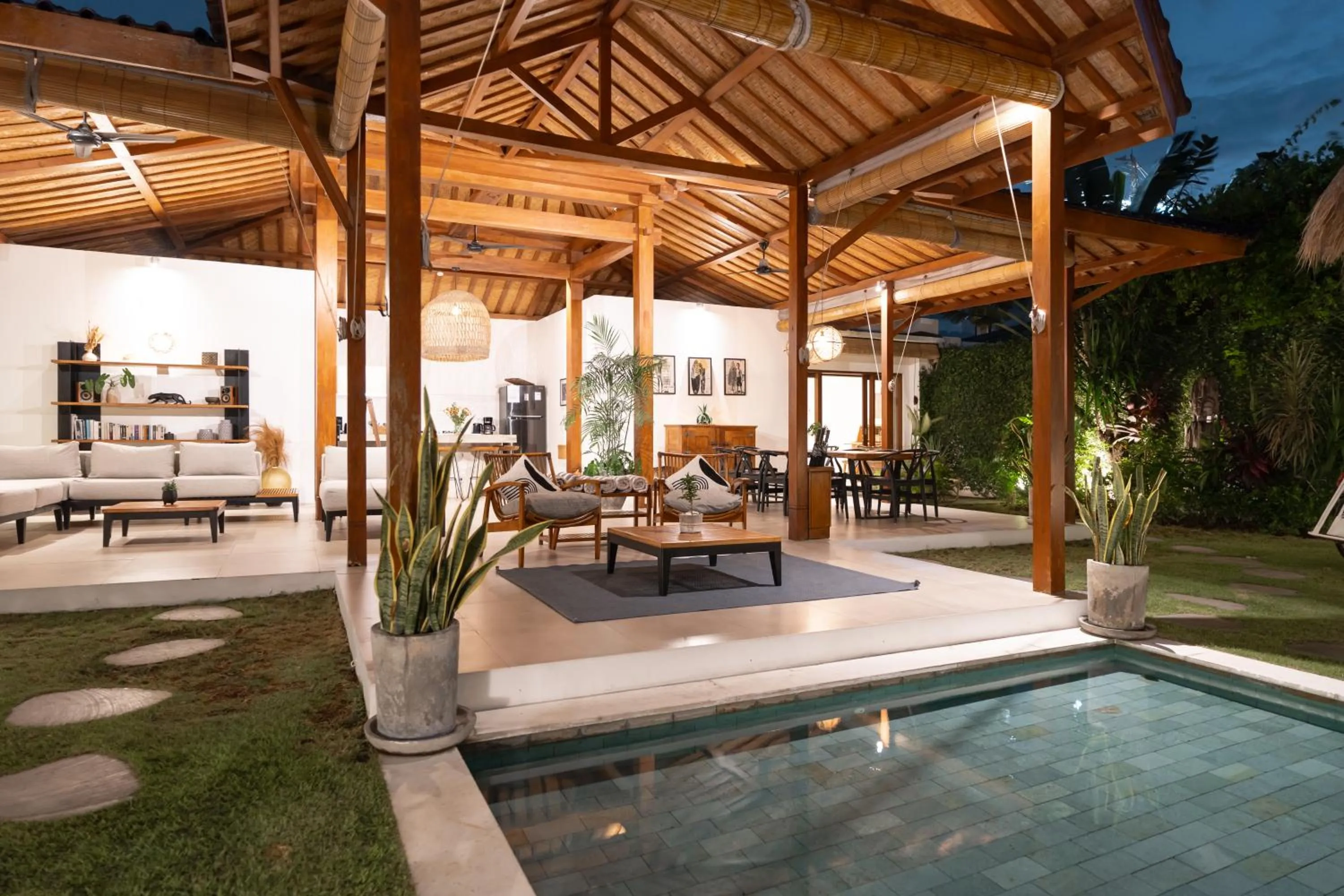 Living room in House of Bagera by Alfred in Bali