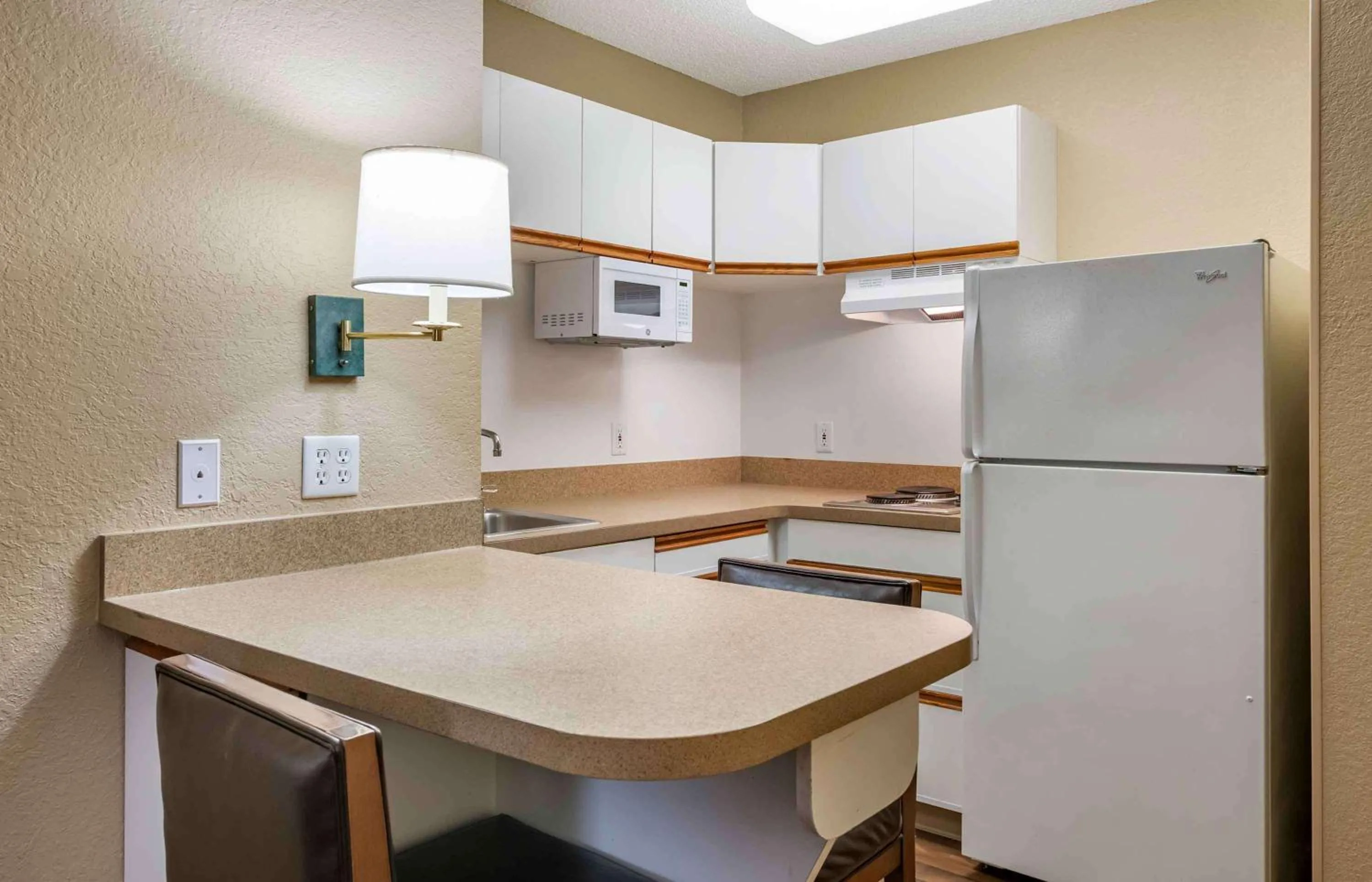 Kitchen or kitchenette in Extended Stay America Suites - Orlando - Altamonte Springs