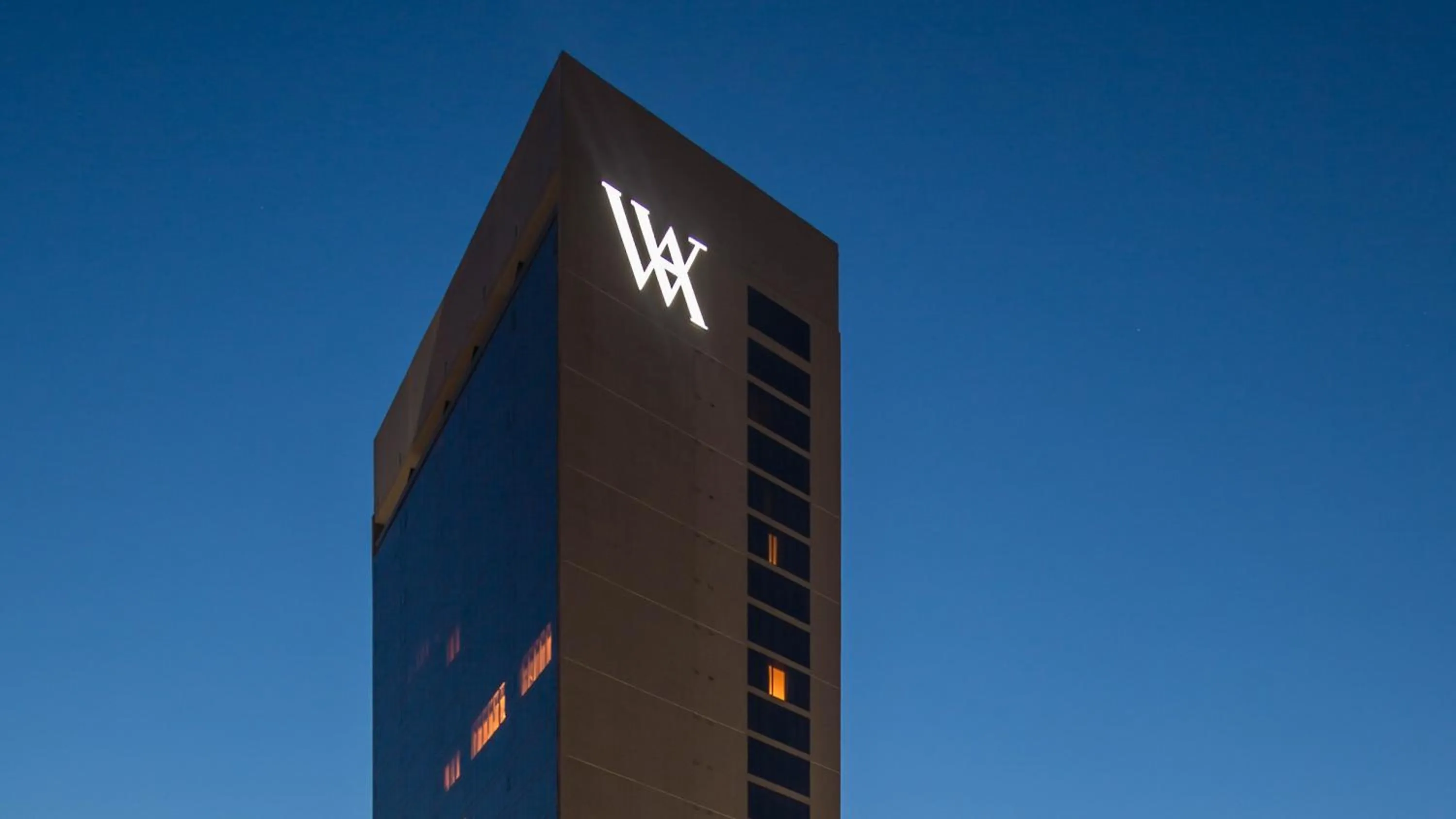 Property building in Waldorf Astoria Panama